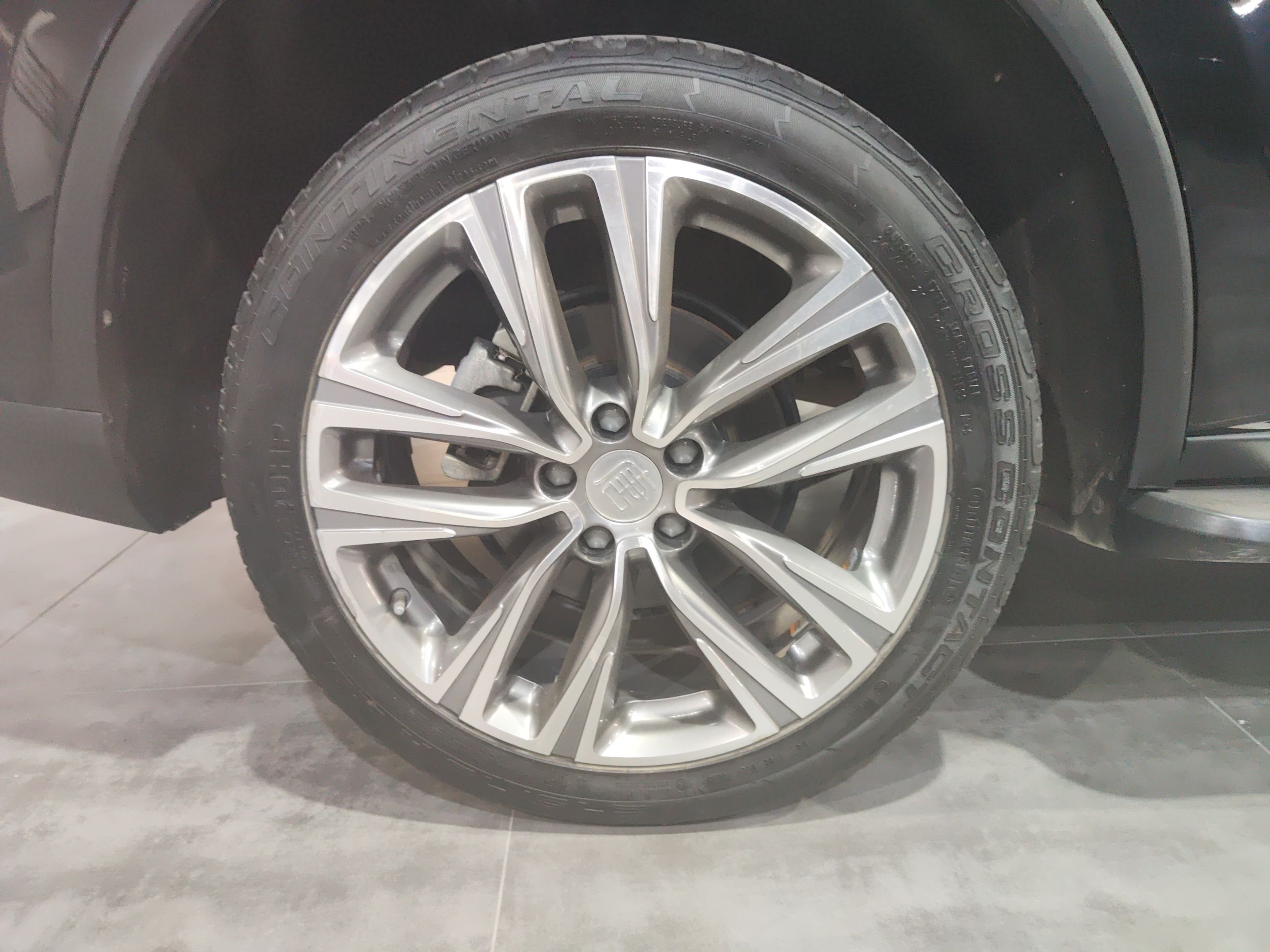 比亚迪 唐 2019款 2.0T 自动智联尊贵型 7座 国VI