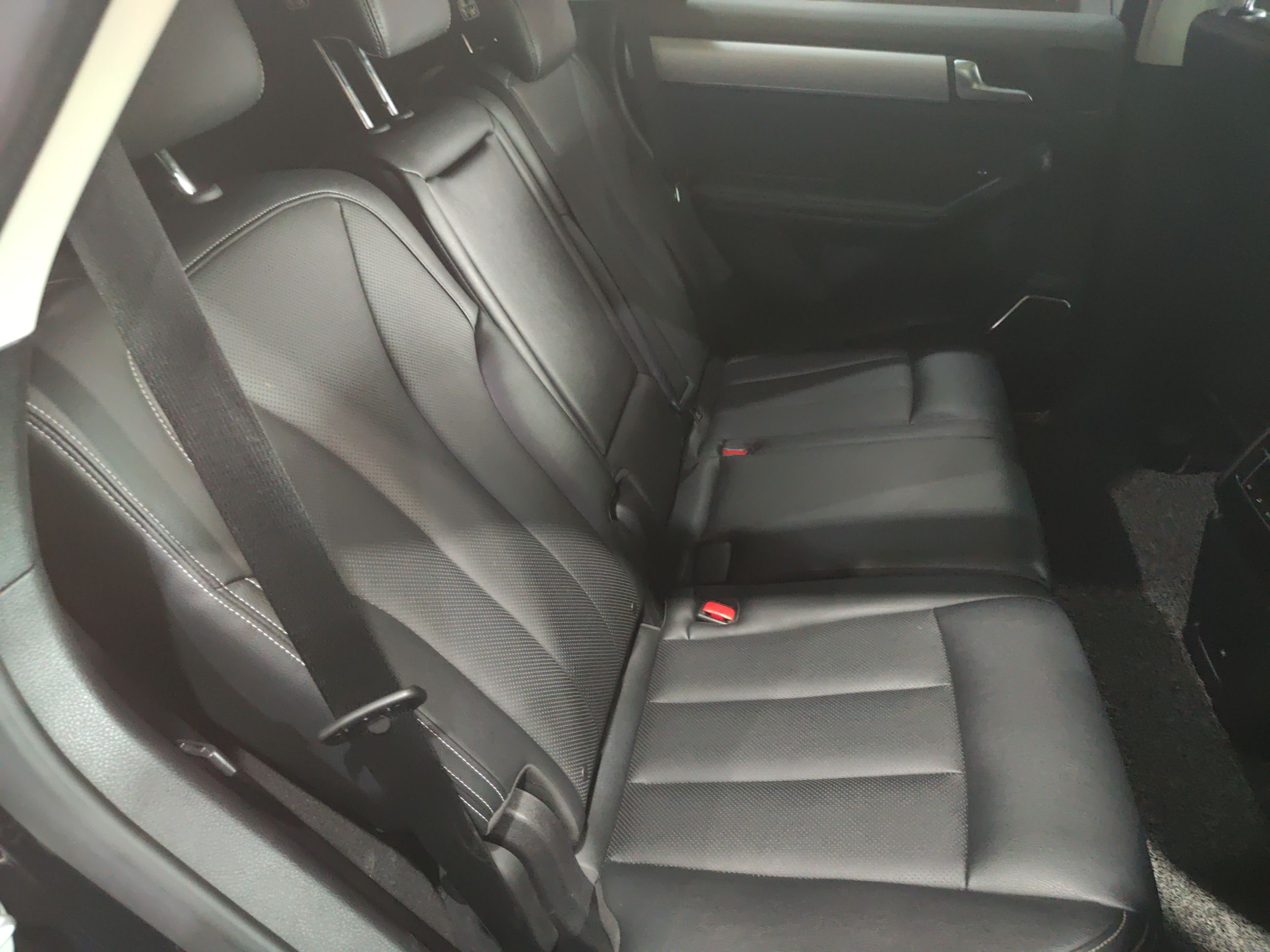 比亚迪 唐 2019款 2.0T 自动智联尊贵型 7座 国VI