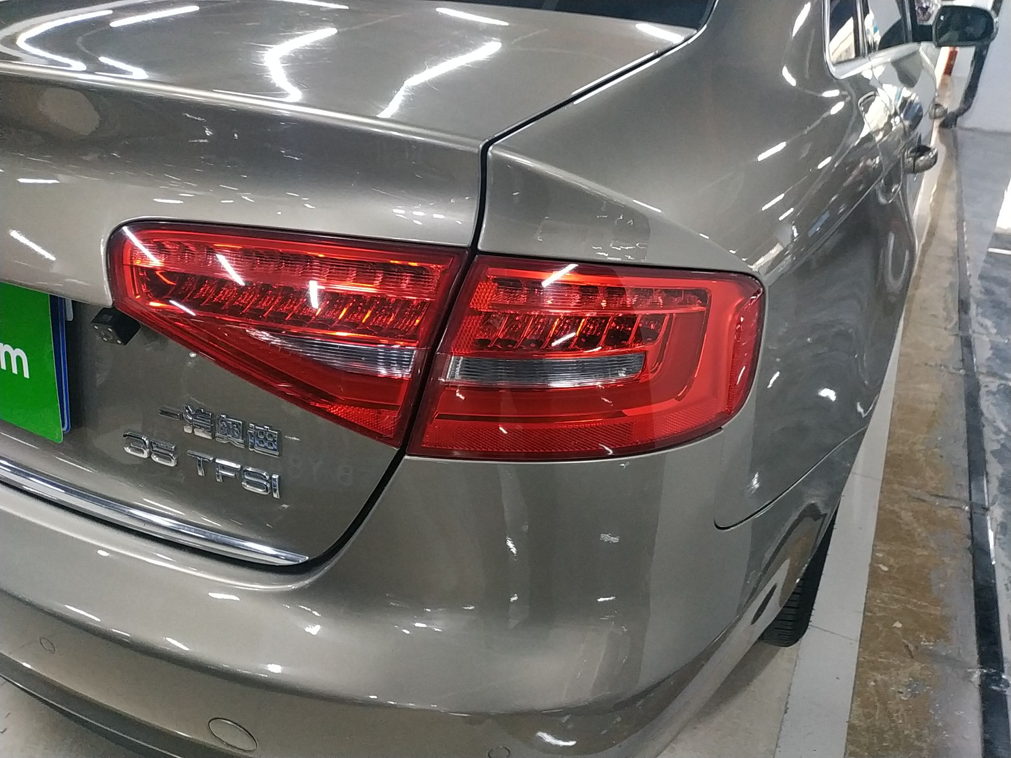 奥迪A4L 2013款 35 TFSI 自动技术型