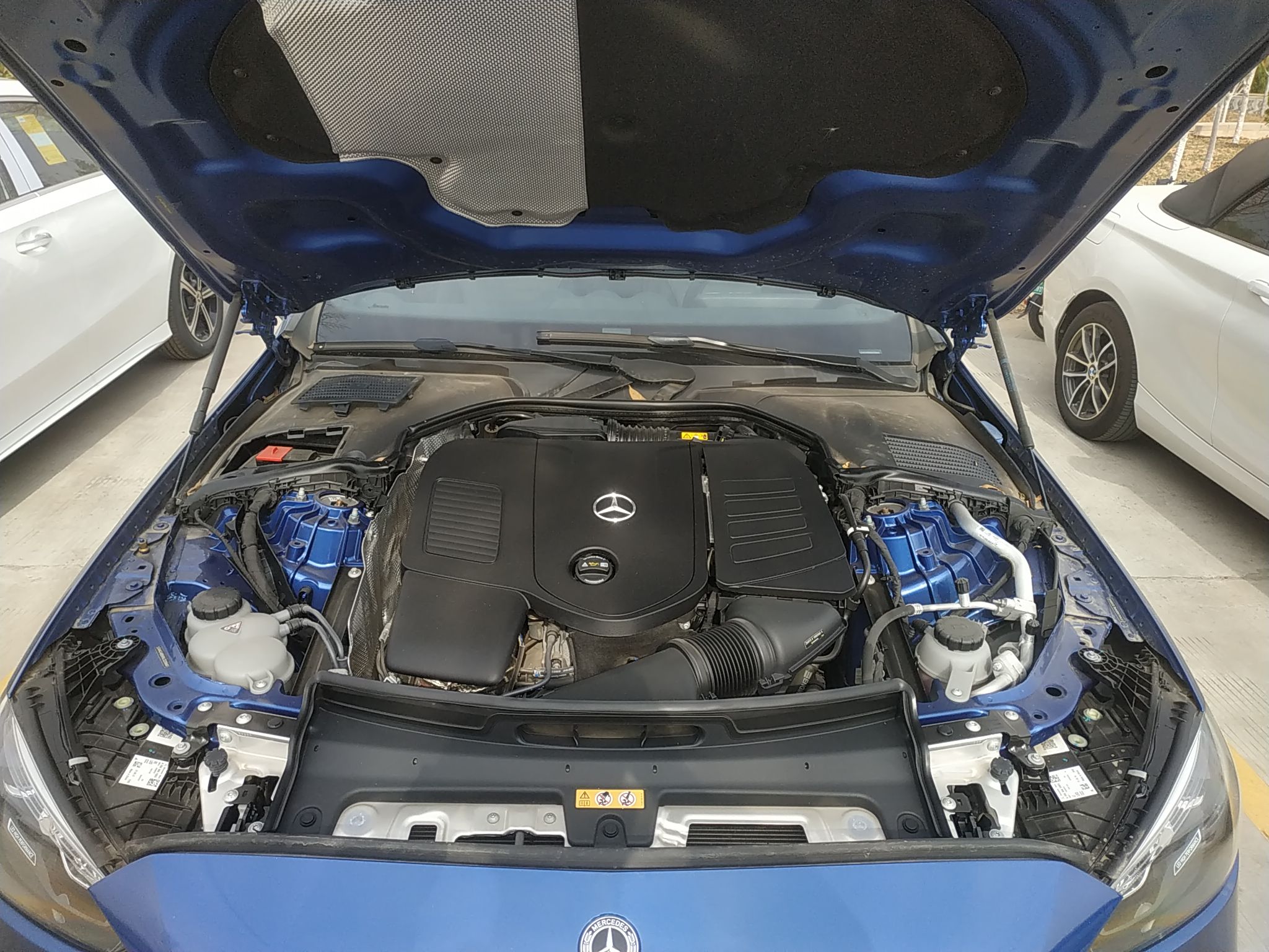 奔驰C级 2022款 C 200 L 运动版