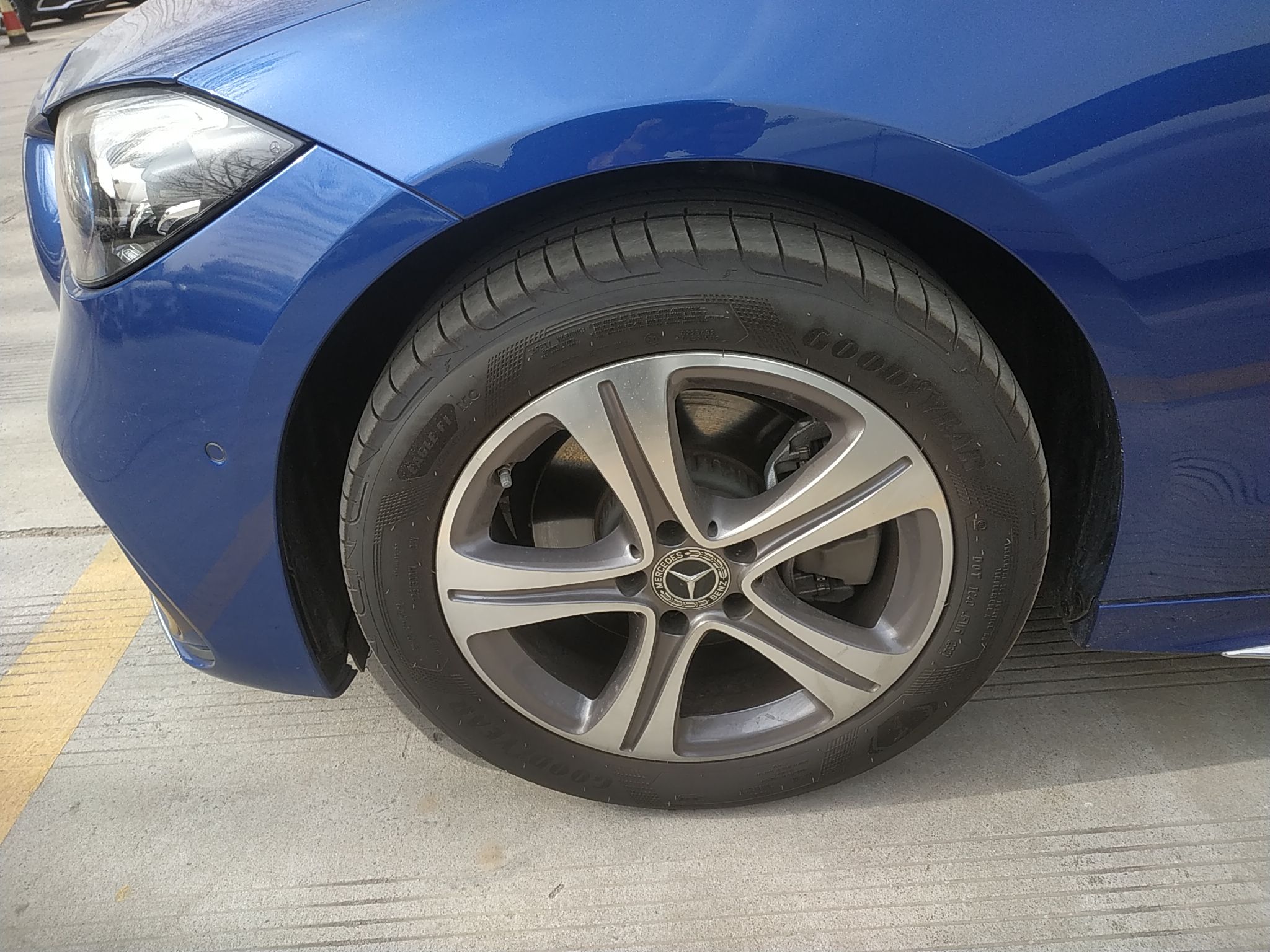 奔驰C级 2022款 C 200 L 运动版