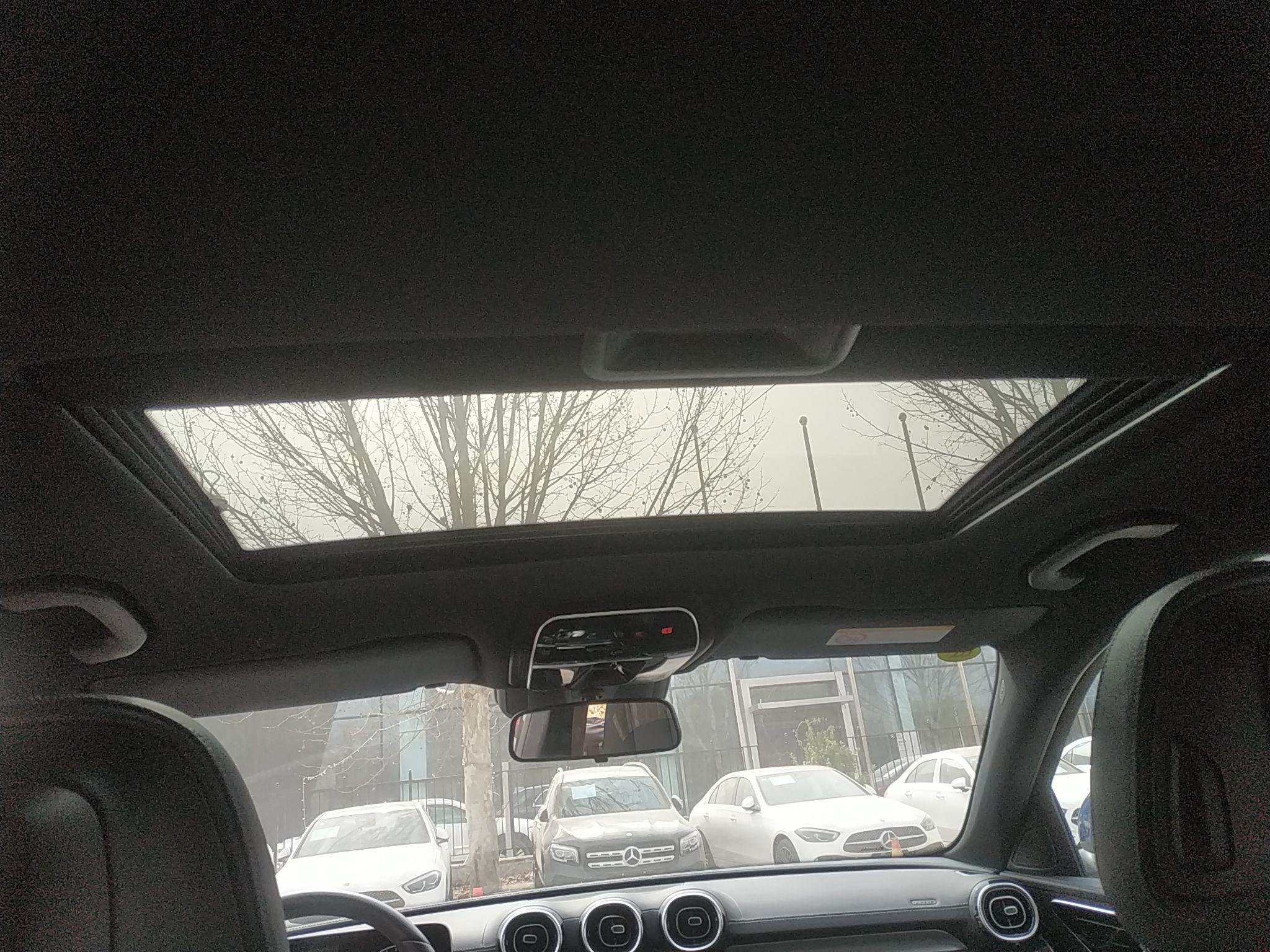 奔驰C级 2022款 C 200 L 运动版