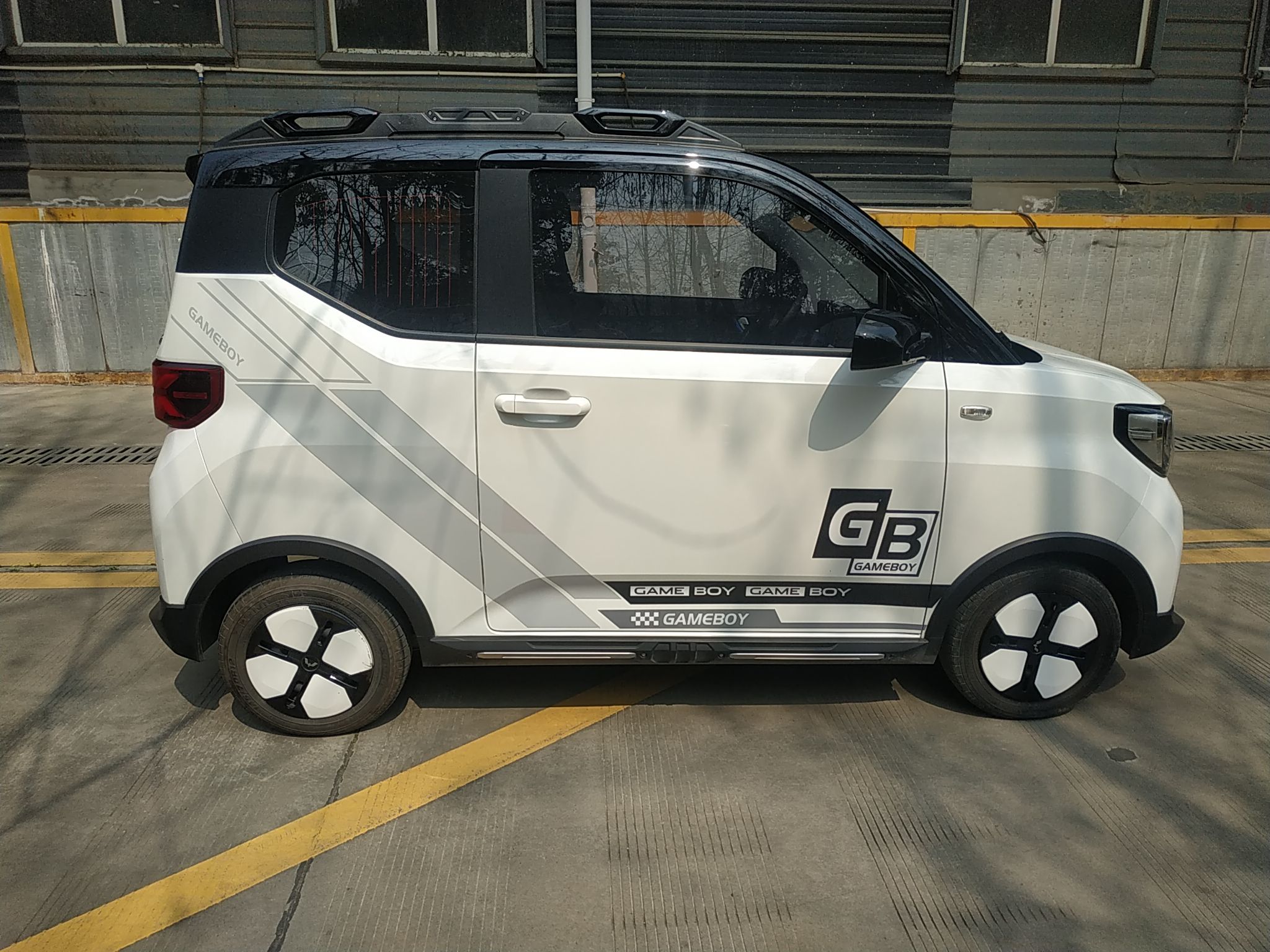 五菱汽车 宏光MINI EV 2022款 GAMEBOY 300km 玩咖款