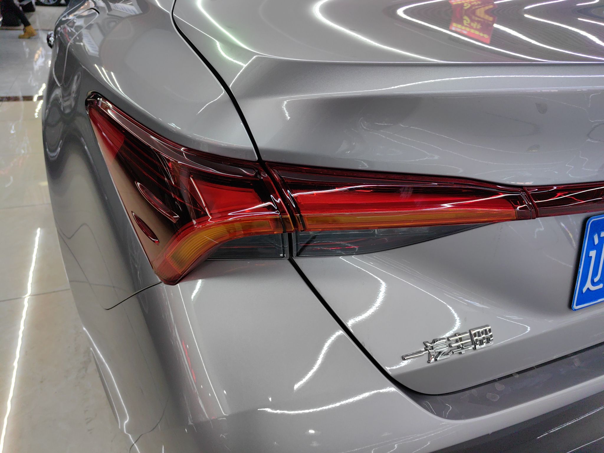 丰田 亚洲龙 2022款 2.0L XLE尊享版