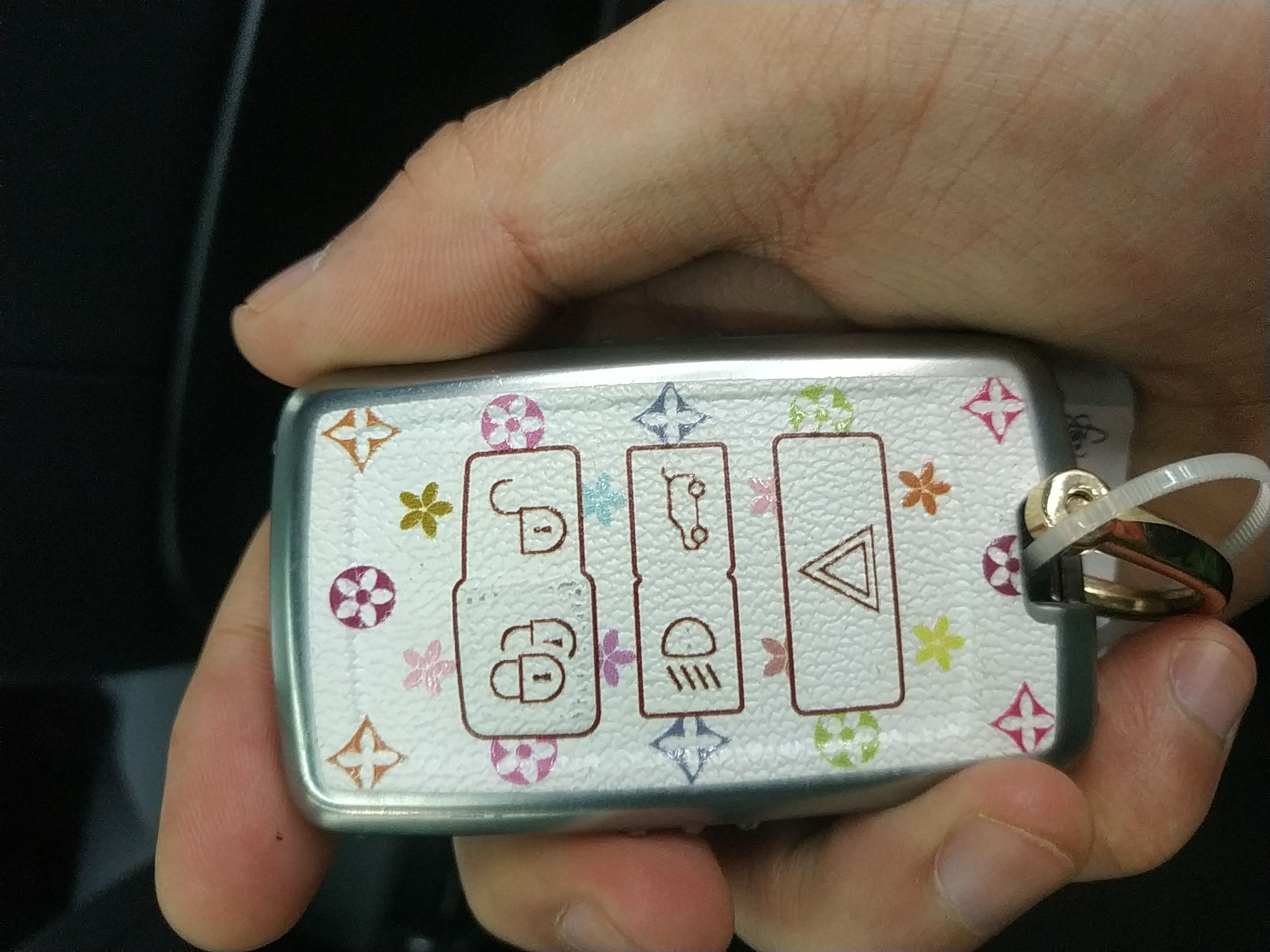 路虎 发现运动版 2021款 249PS R-Dynamic S 性能版