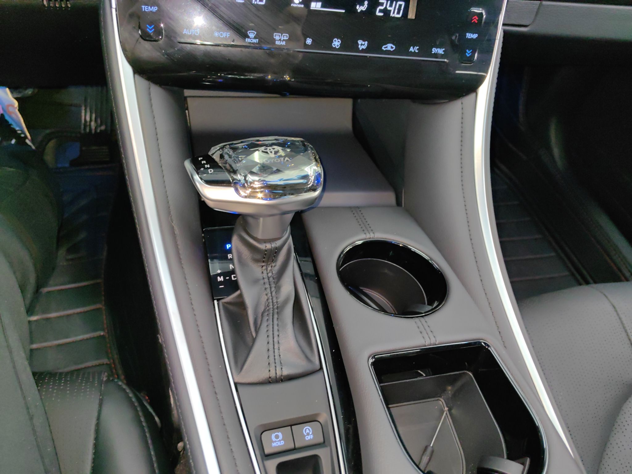 丰田 亚洲龙 2022款 2.0L XLE尊享版