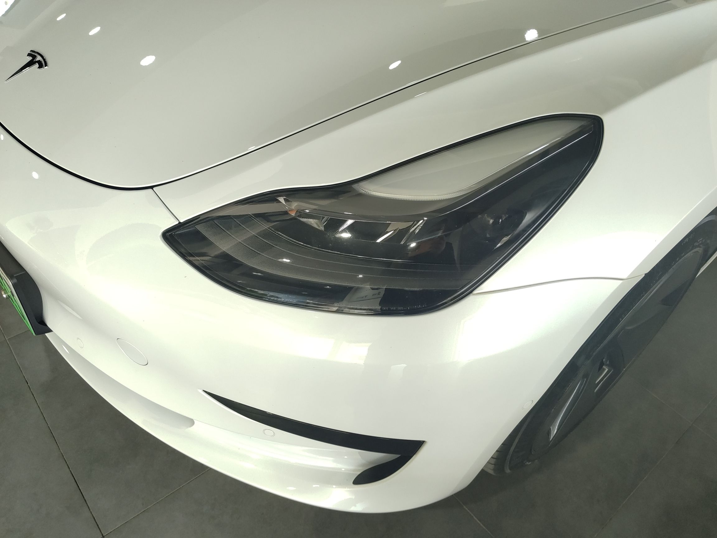 特斯拉 Model 3 2021款 标准续航后驱升级版 3D6