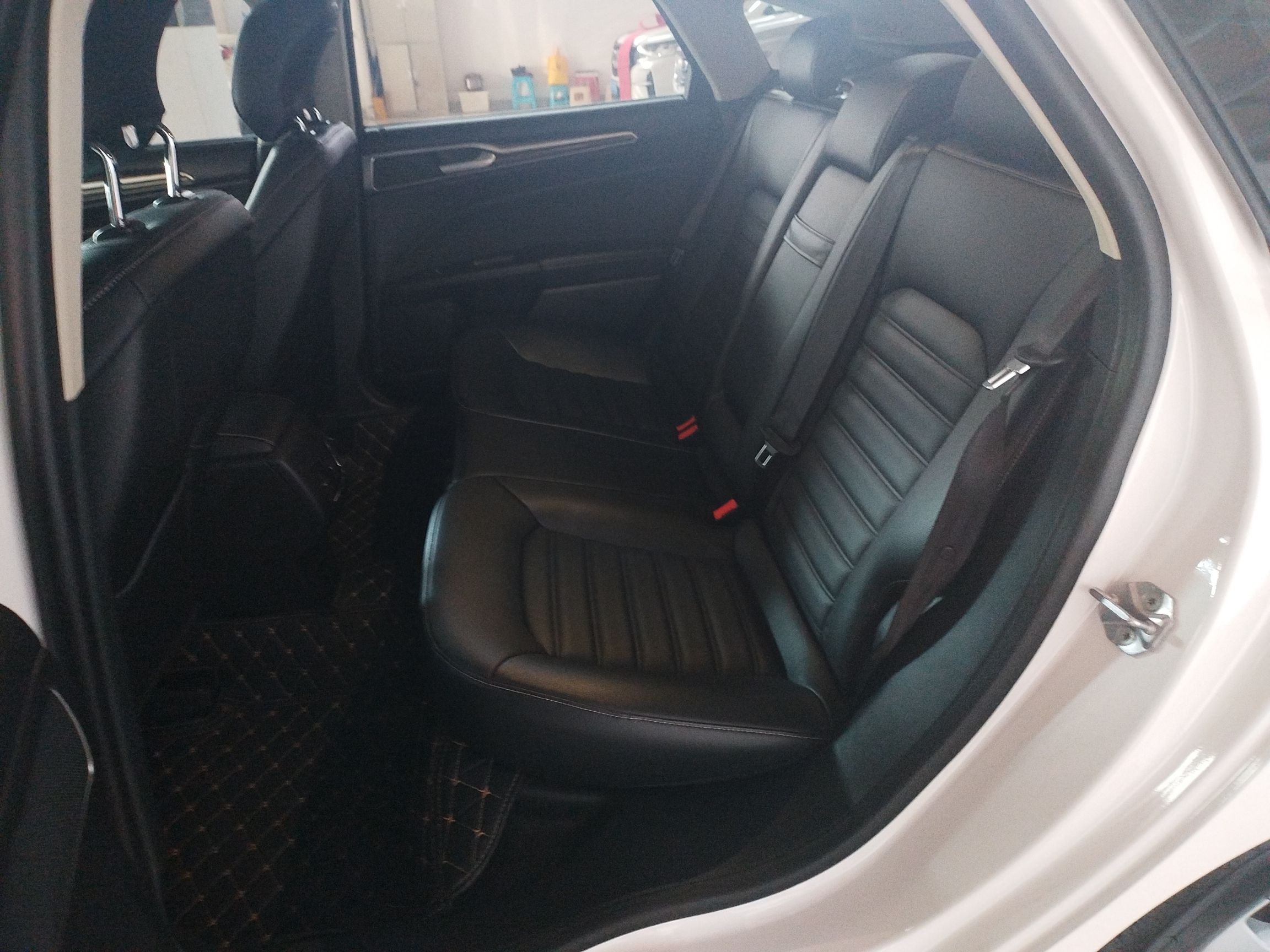 福特 蒙迪欧 2020款 EcoBoost 180 时尚型