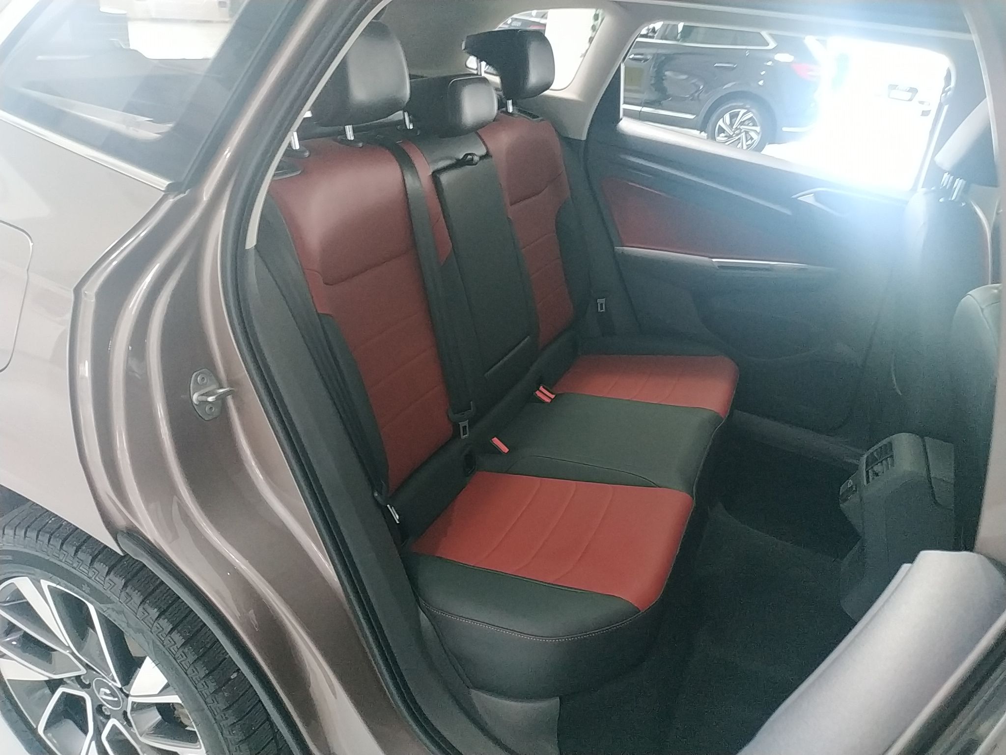 捷达VS7 2020款 1.4T 自动荣耀型