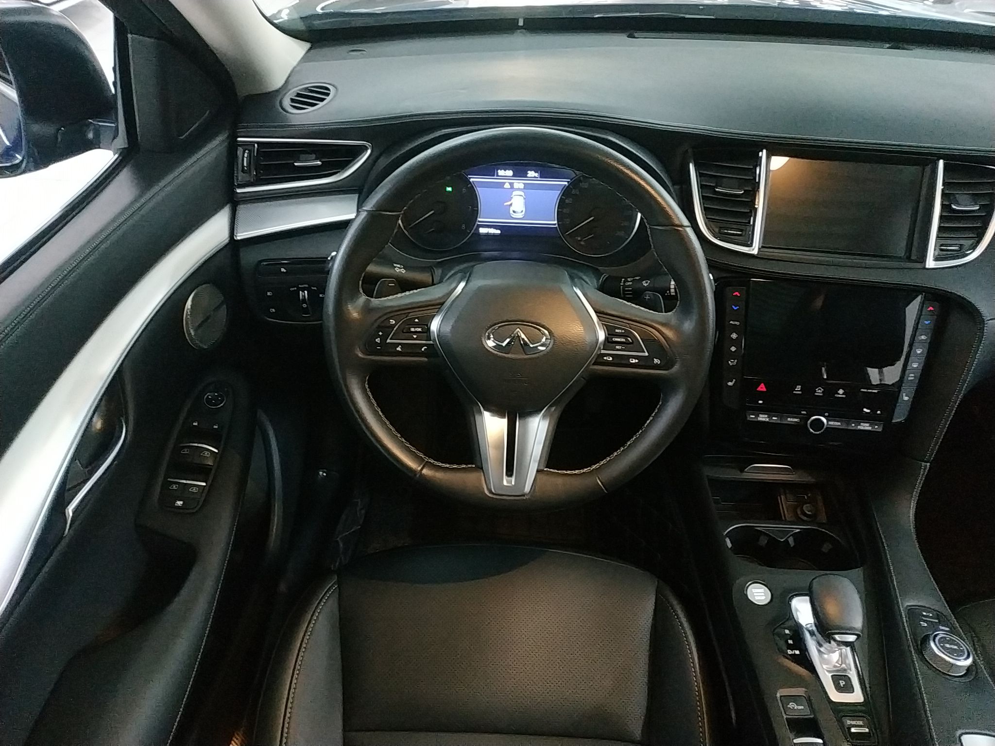 英菲尼迪QX50 2018款 2.0T 两驱时尚版