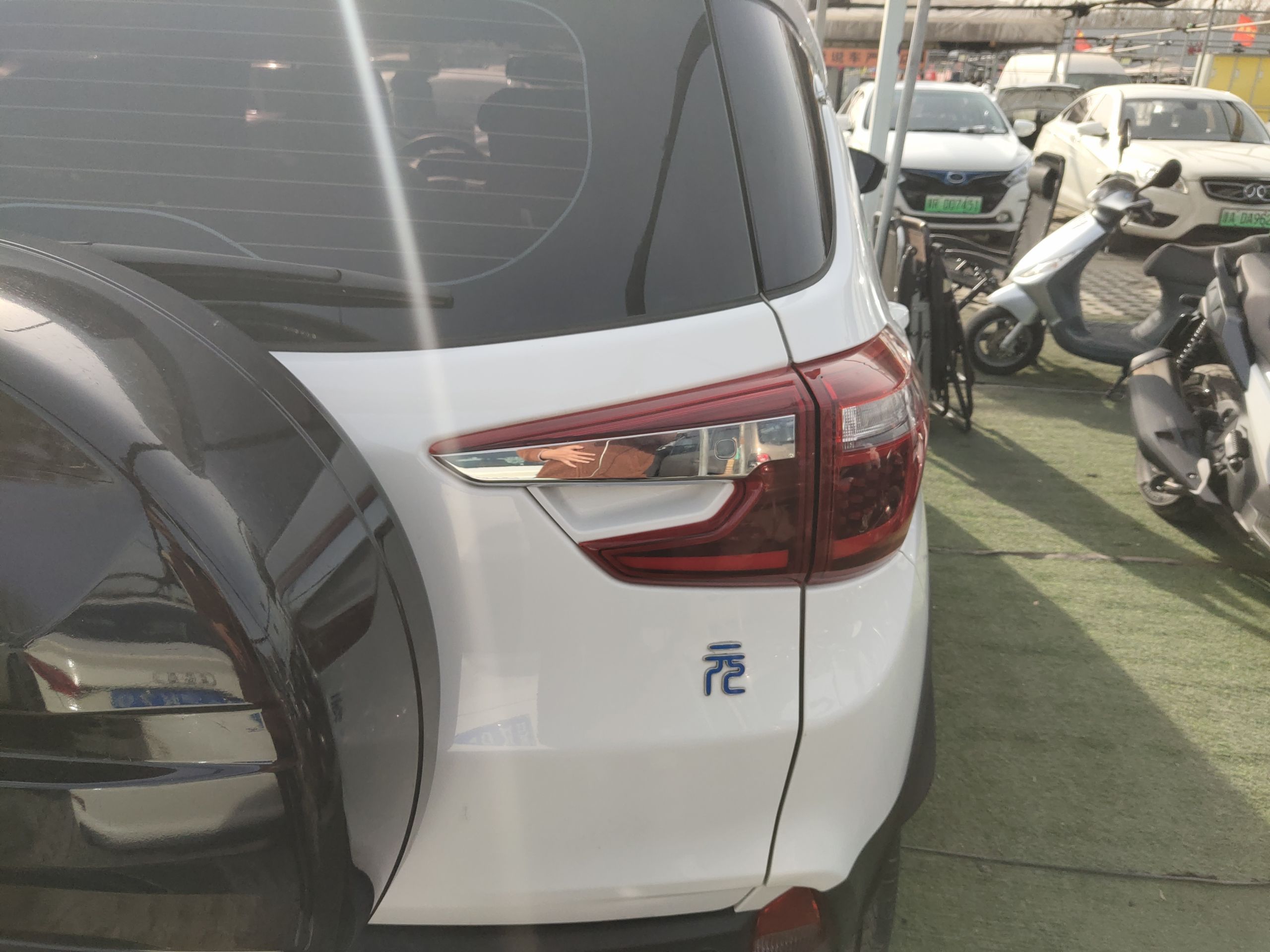 比亚迪 元新能源 2019款 EV360 智联领享型