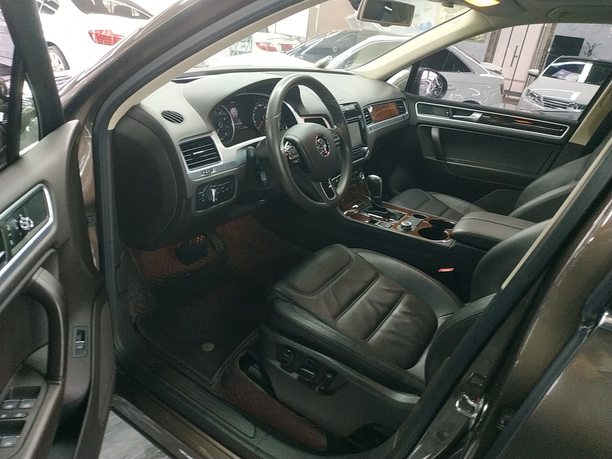 大众 途锐 2011款 3.0TSI 标配型(进口)