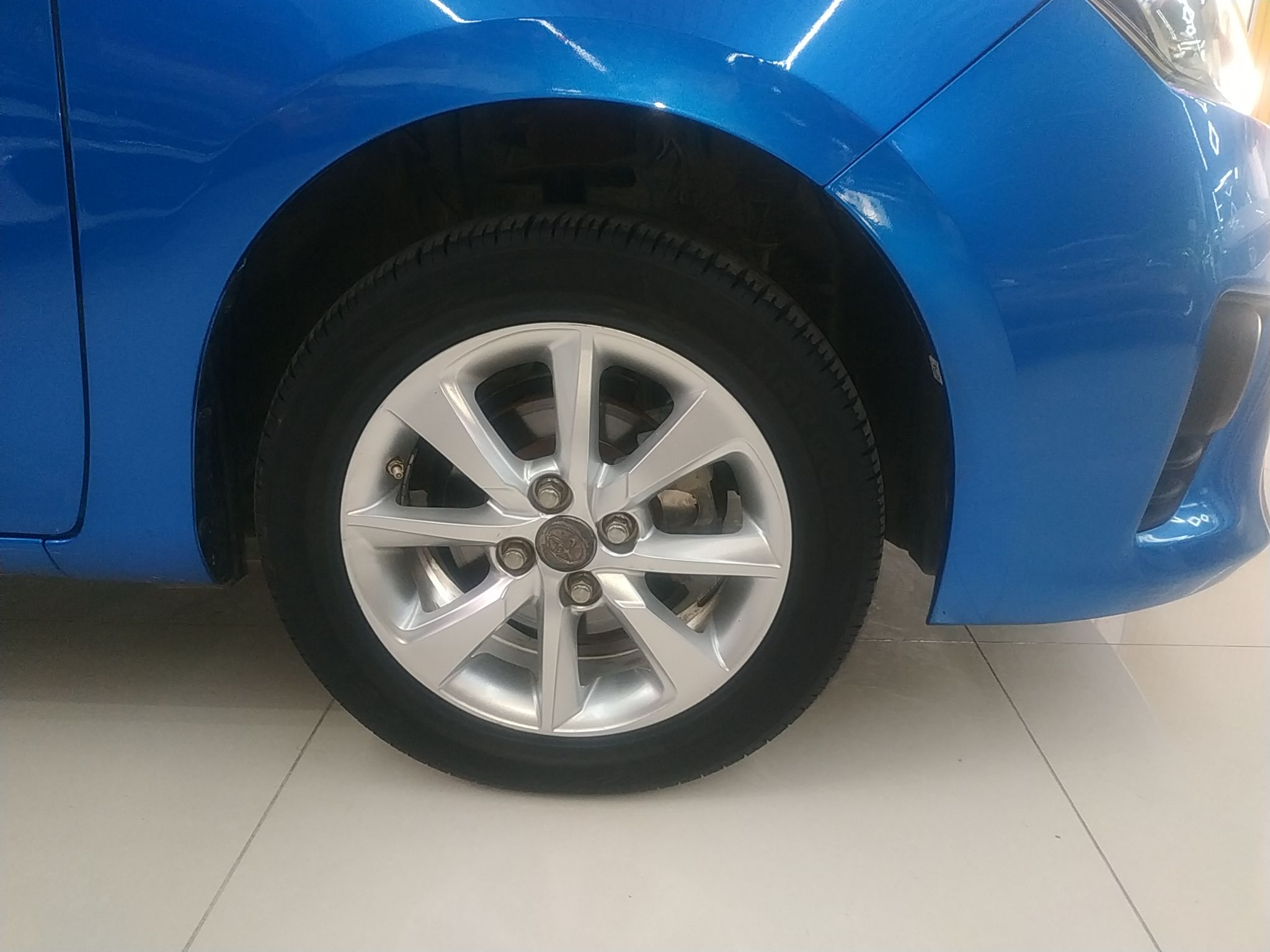 丰田 YARiS L 致炫 2014款 1.3E 自动魅动版