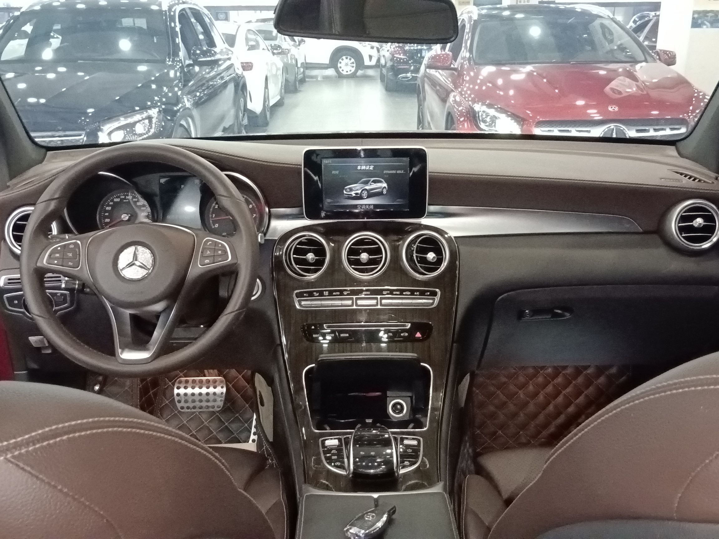 奔驰GLC级 2017款 GLC 260 4MATIC 动感型