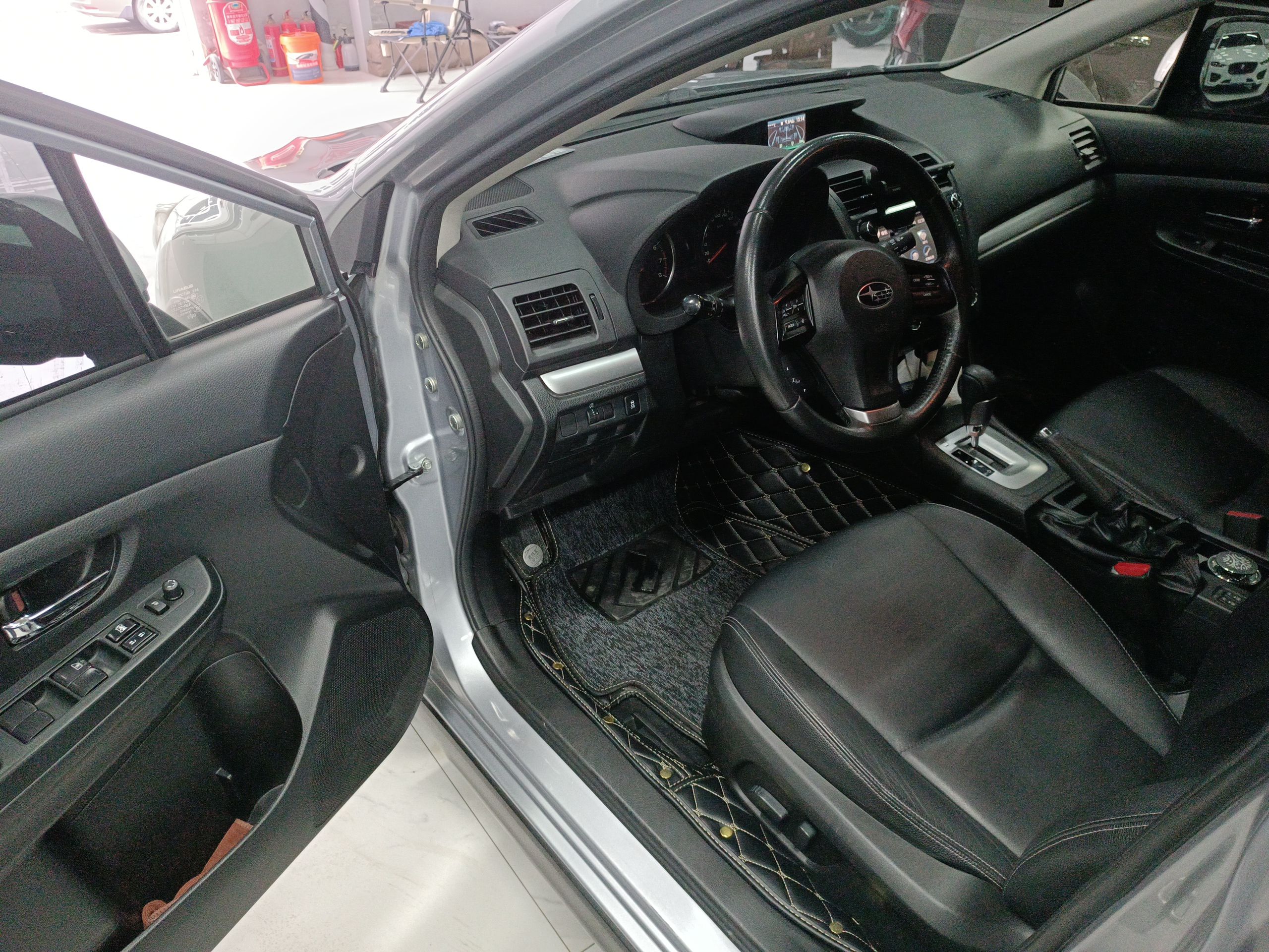 斯巴鲁XV 2012款 2.0i 豪华导航版