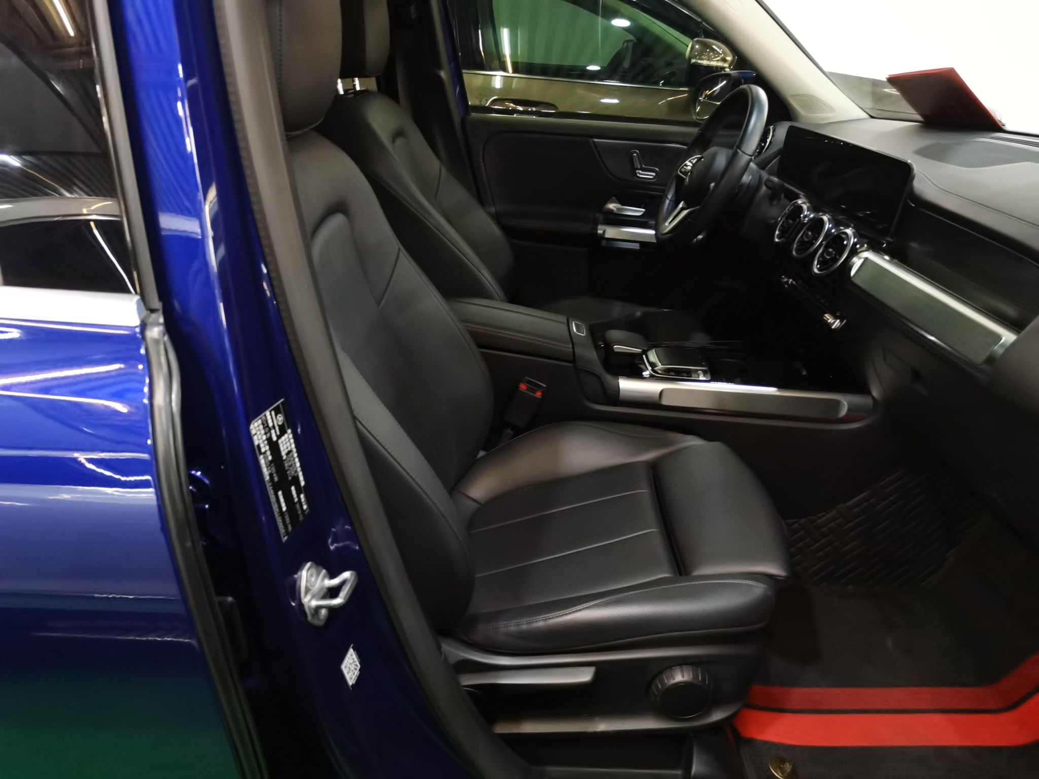 奔驰GLB 2020款 GLB 200 动感型