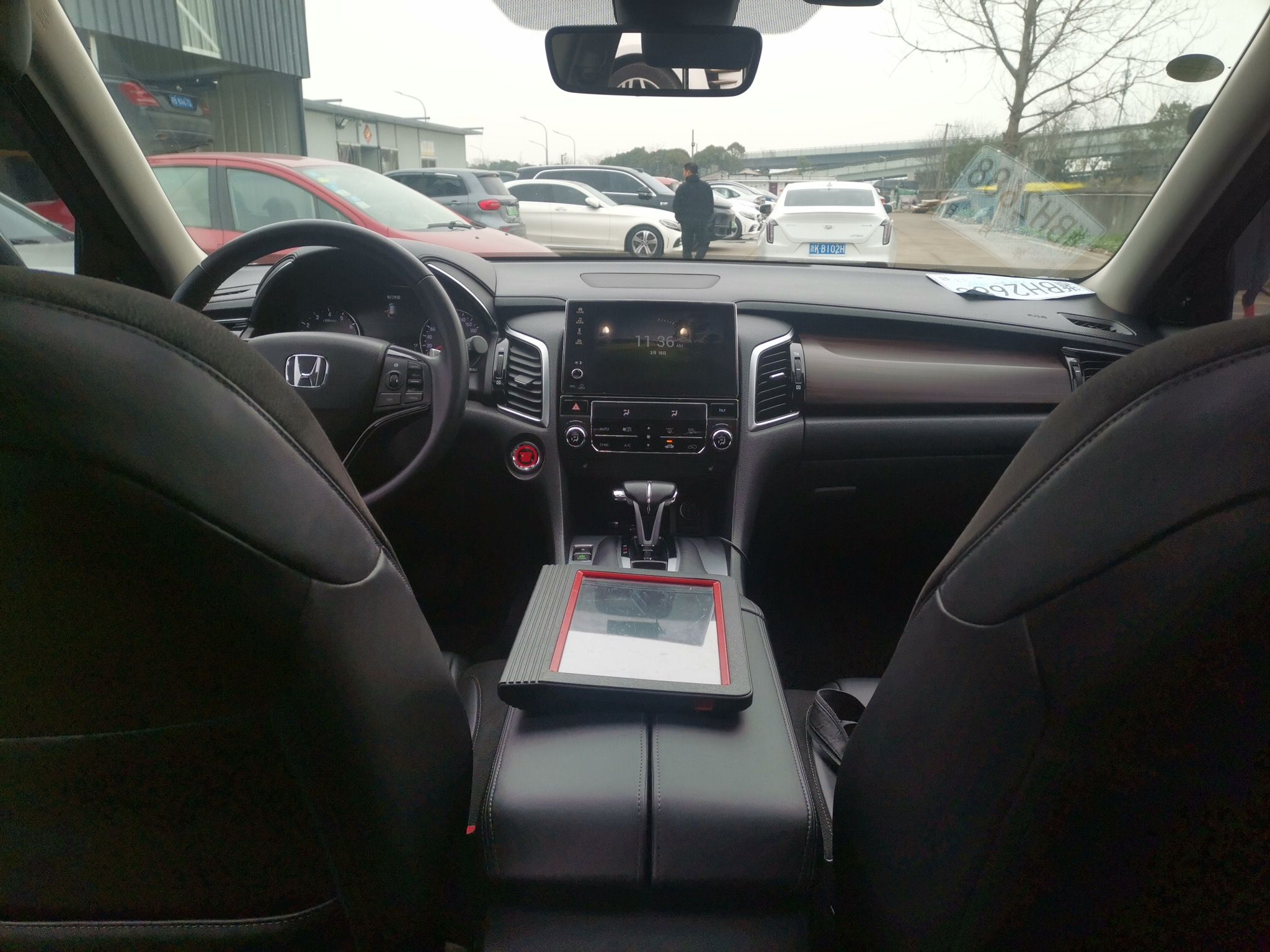 本田 冠道 2017款 240TURBO 两驱尊享版