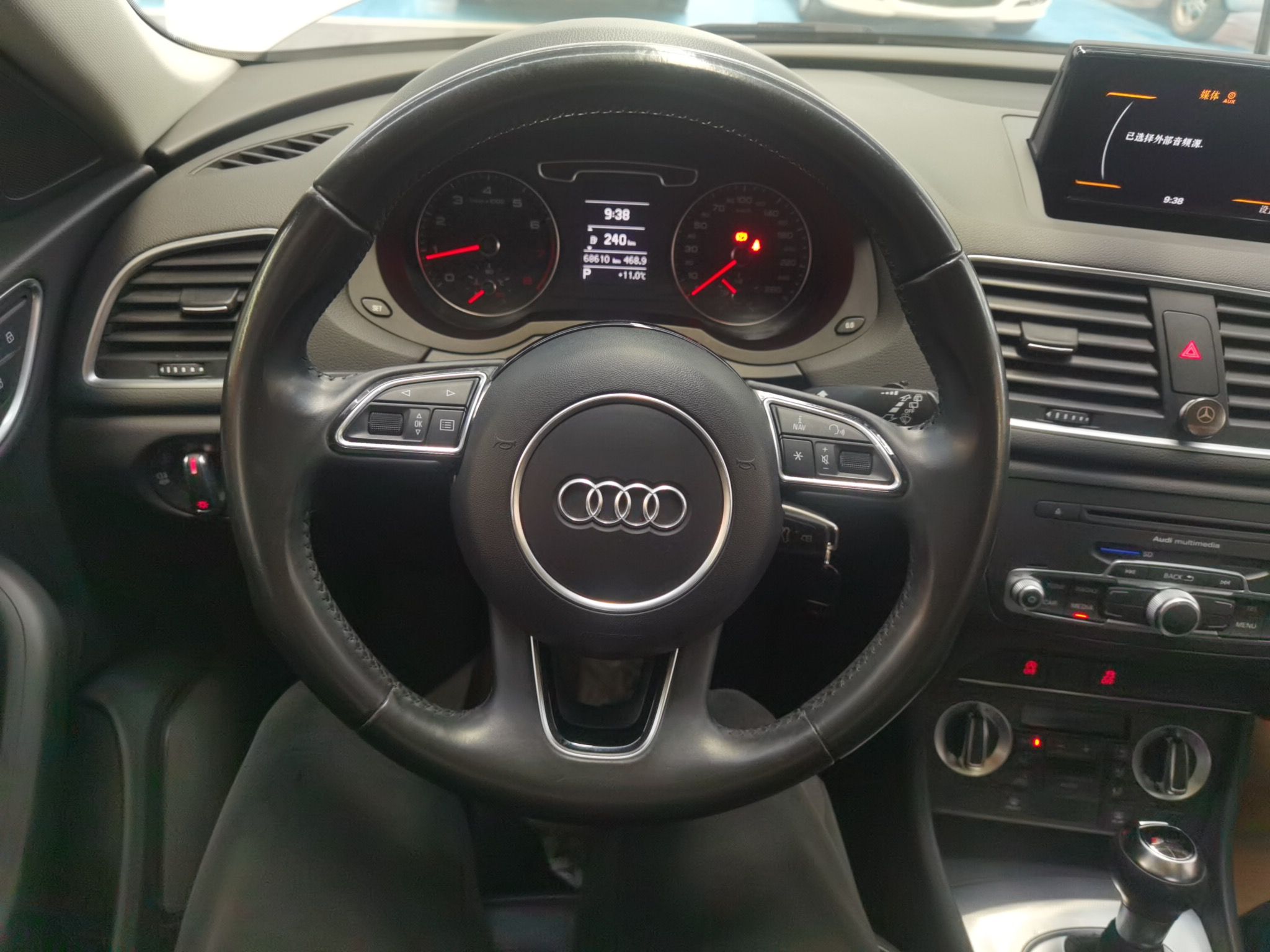 奥迪Q3 2015款 30 TFSI 舒适型