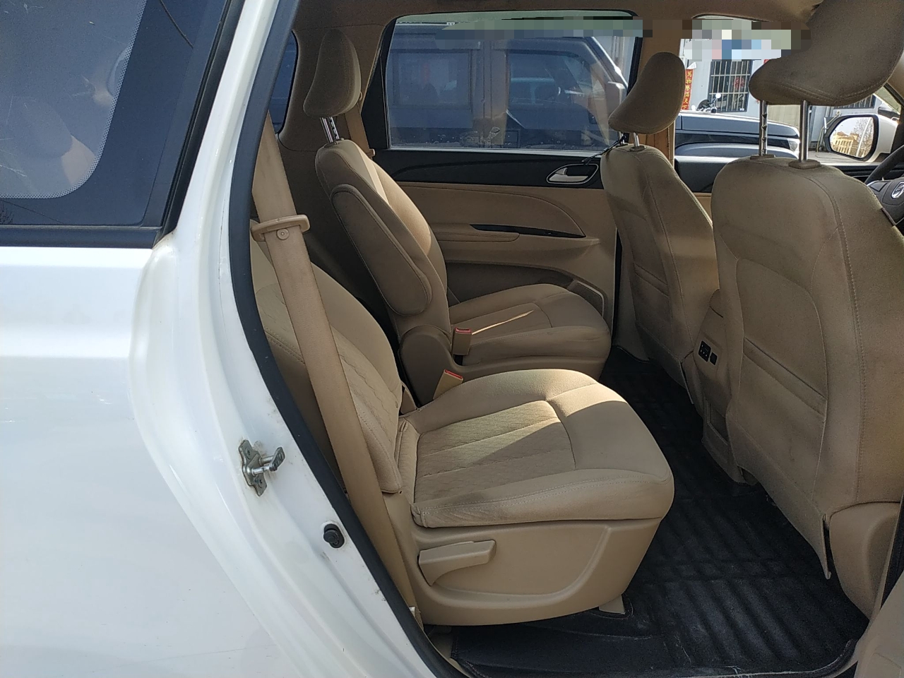 宝骏730 2016款 1.5L 手动标准型 7座