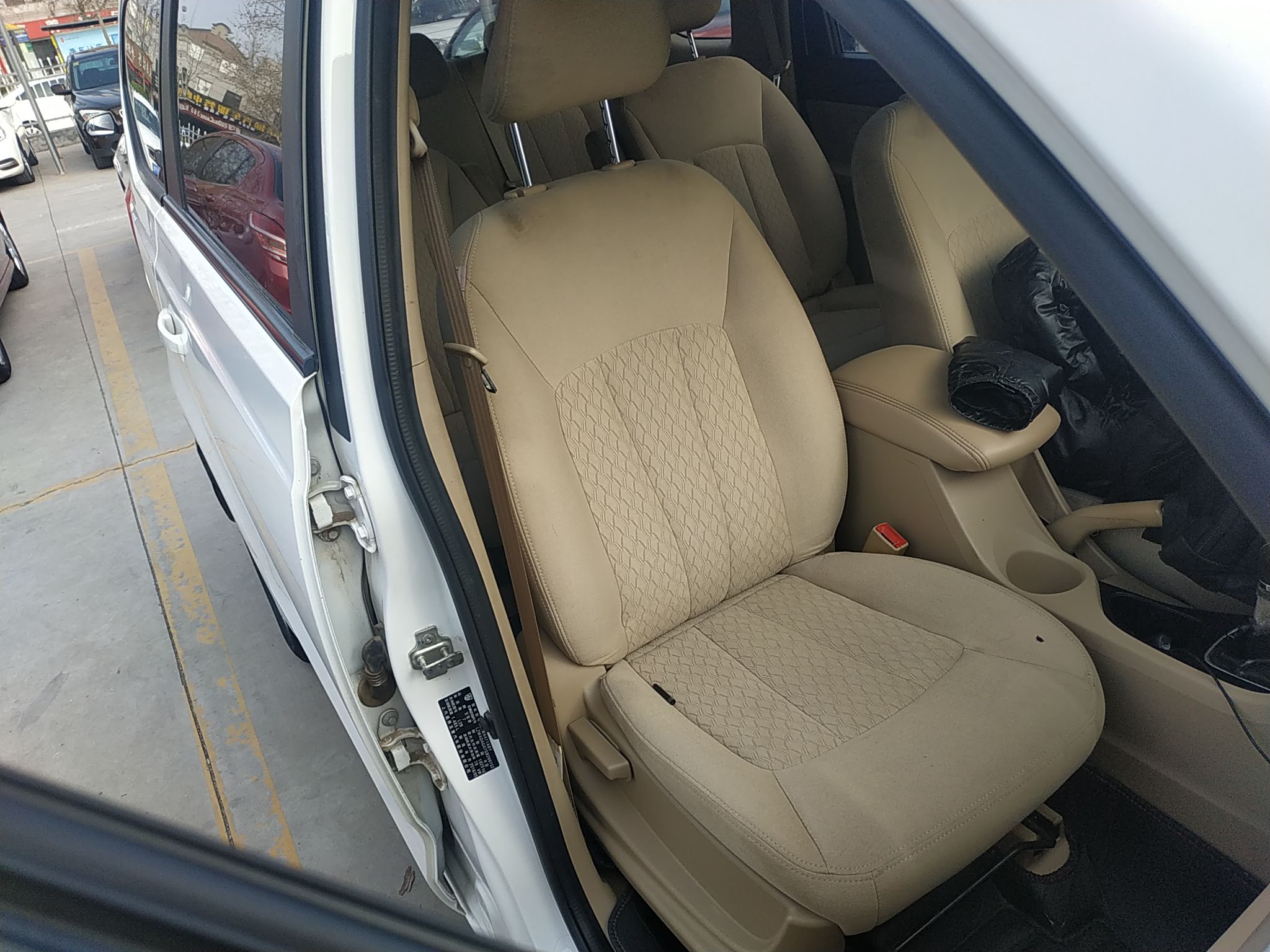 宝骏730 2016款 1.5L 手动标准型 7座