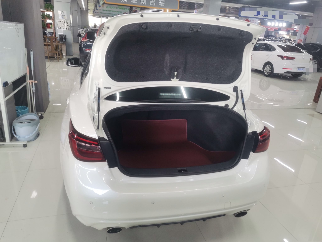 英菲尼迪Q50L 2021款 2.0T 逸享版