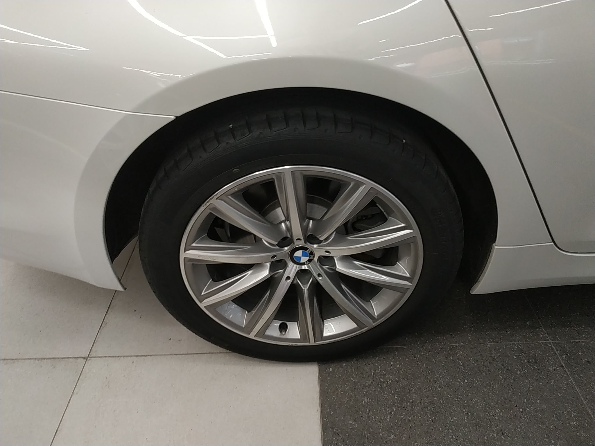 宝马5系 2018款 528Li 上市特别版