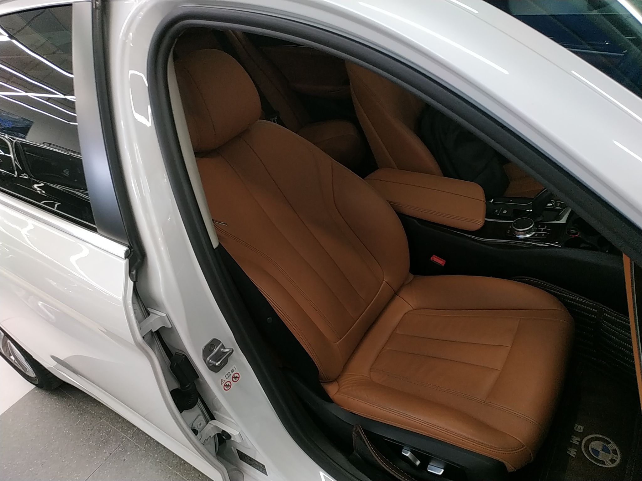 宝马5系 2018款 528Li 上市特别版