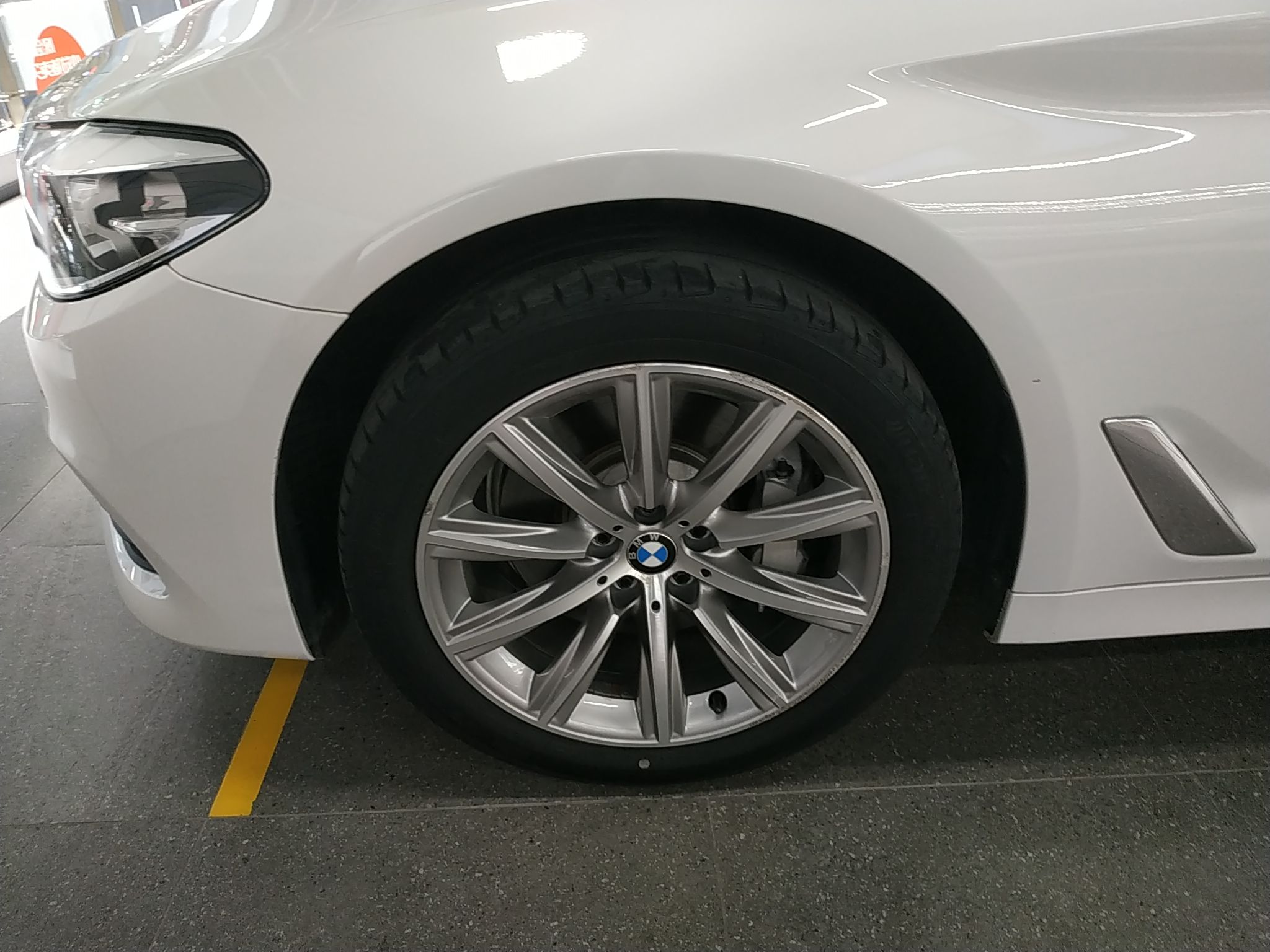 宝马5系 2018款 528Li 上市特别版