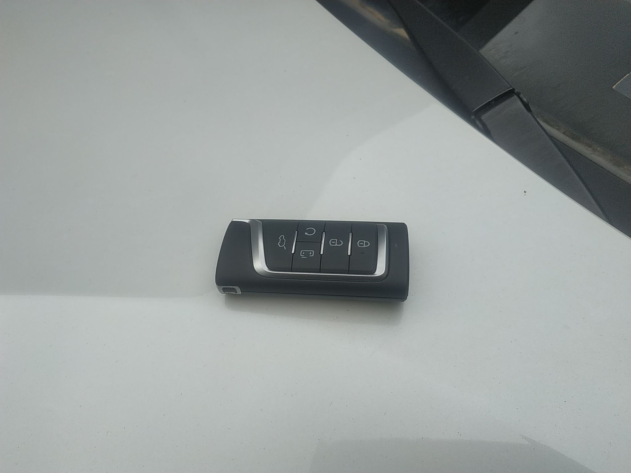 广汽传祺 传祺M8 2023款 领秀系列 390T 尊享版