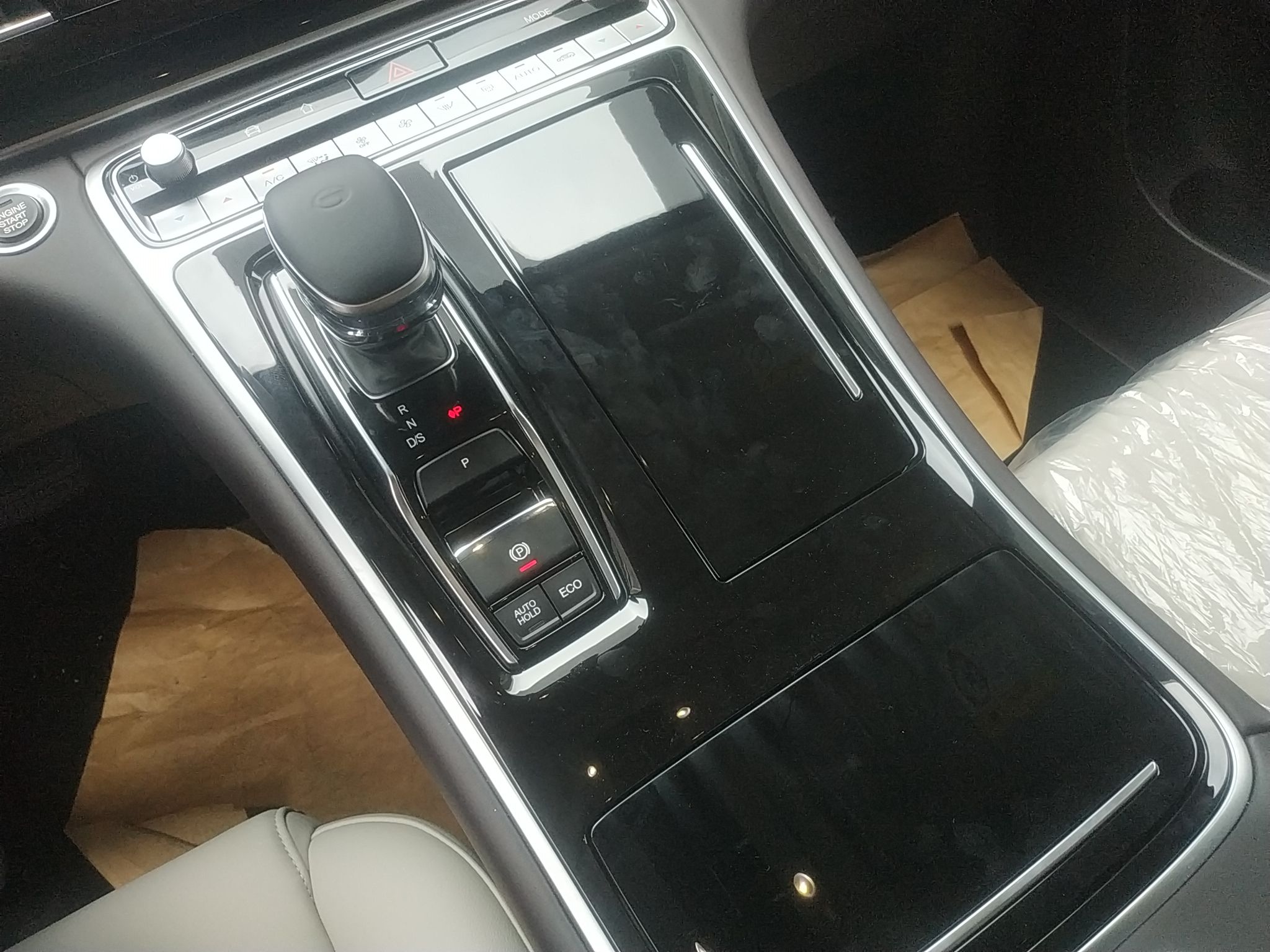 广汽传祺 传祺M8 2023款 领秀系列 390T 尊享版