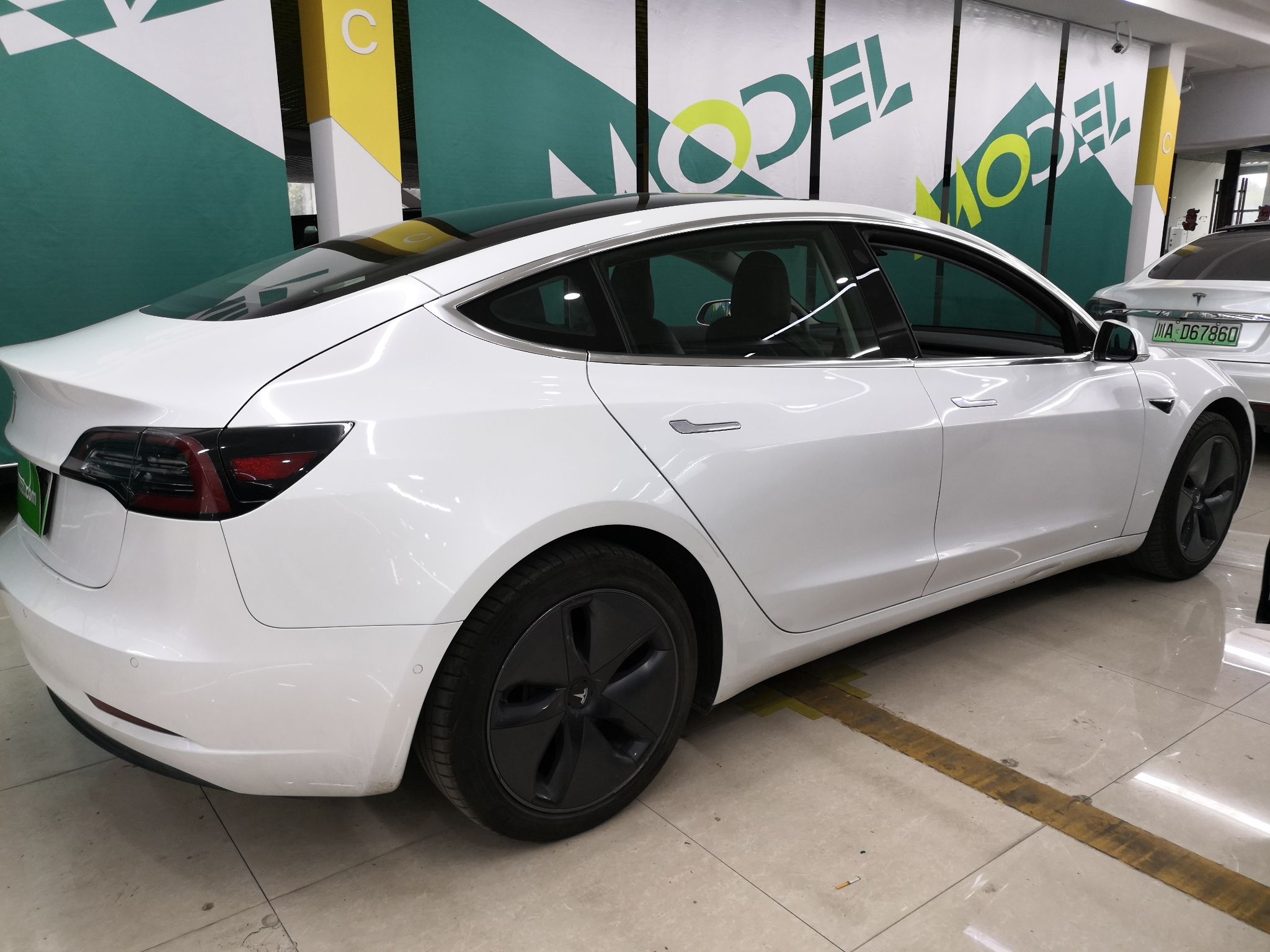 特斯拉 Model 3 2019款 标准续航后驱升级版