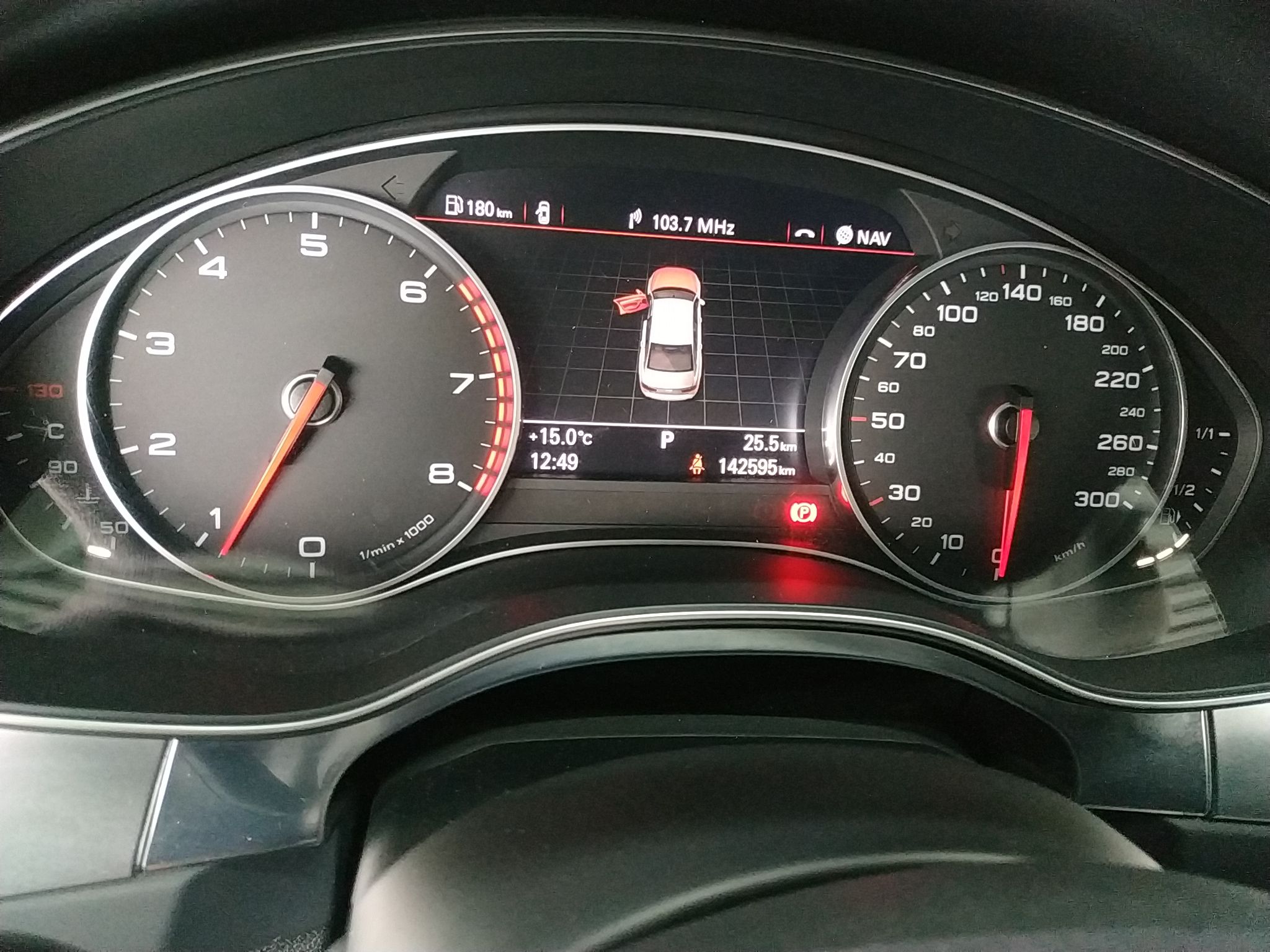 奥迪A6L 2015款 TFSI 百万纪念智领型