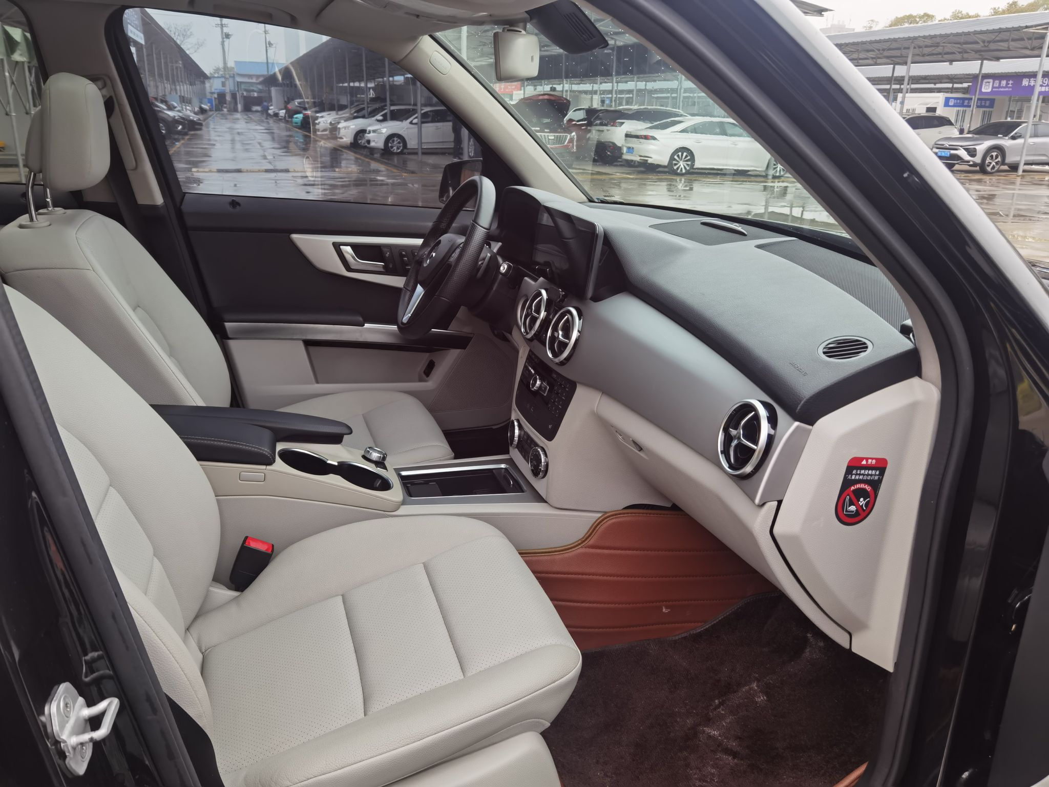 奔驰GLK级 2013款 GLK 300 4MATIC 动感天窗型