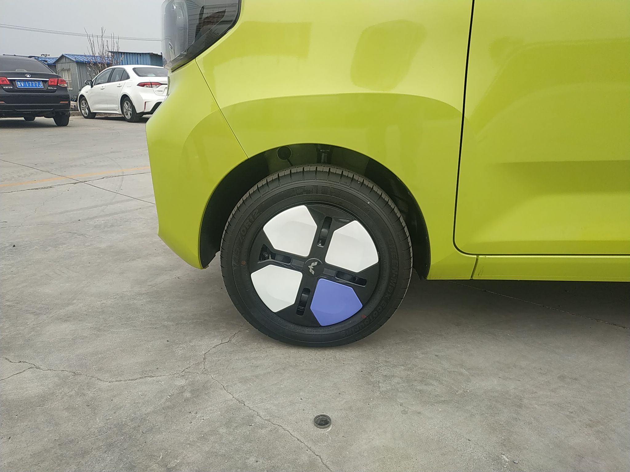 五菱汽车 宏光MINI EV 2022款 马卡龙绘色款 磷酸铁锂