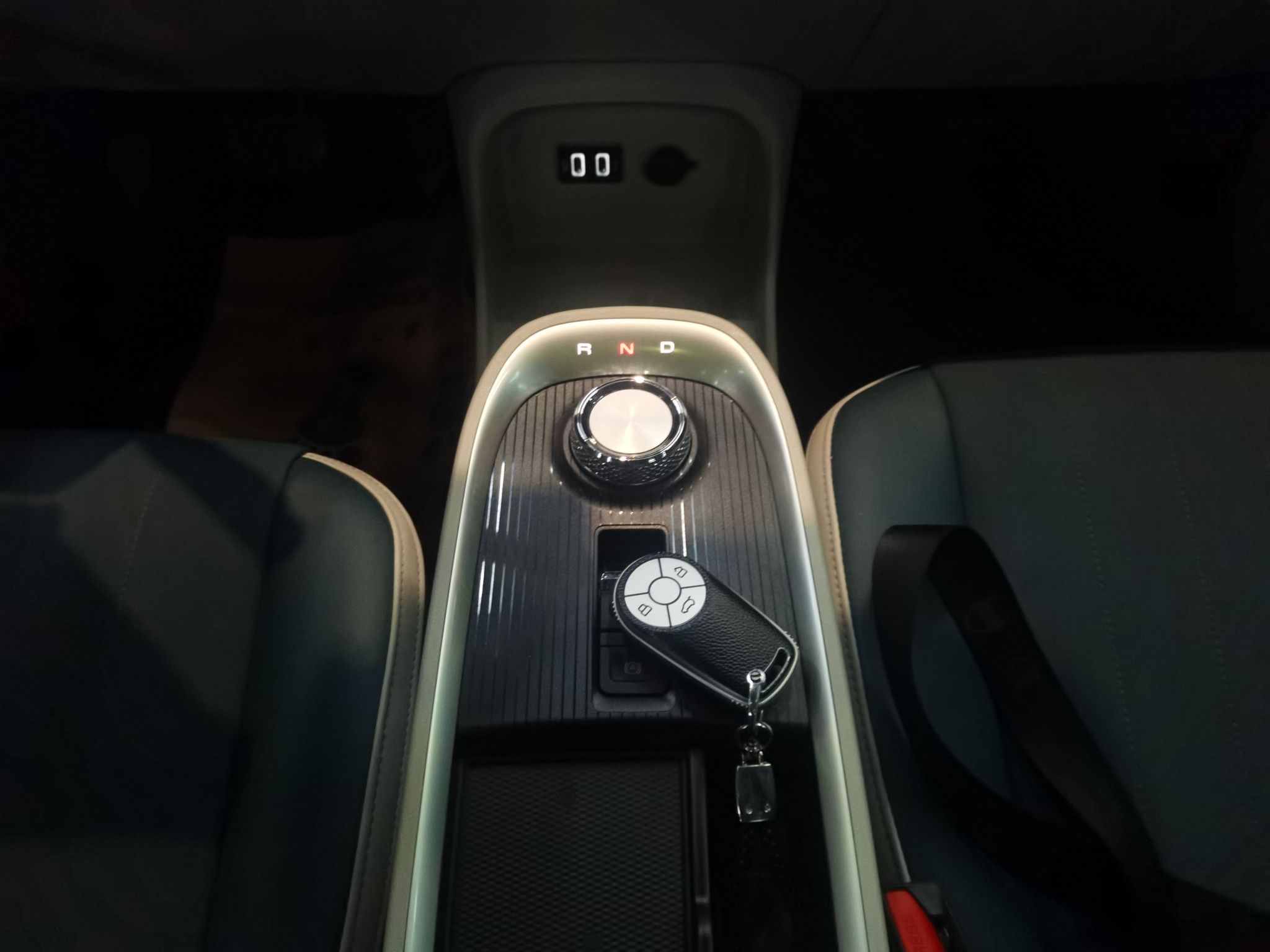 欧拉好猫 2021款 400km标准续航 雅典娜版 三元锂