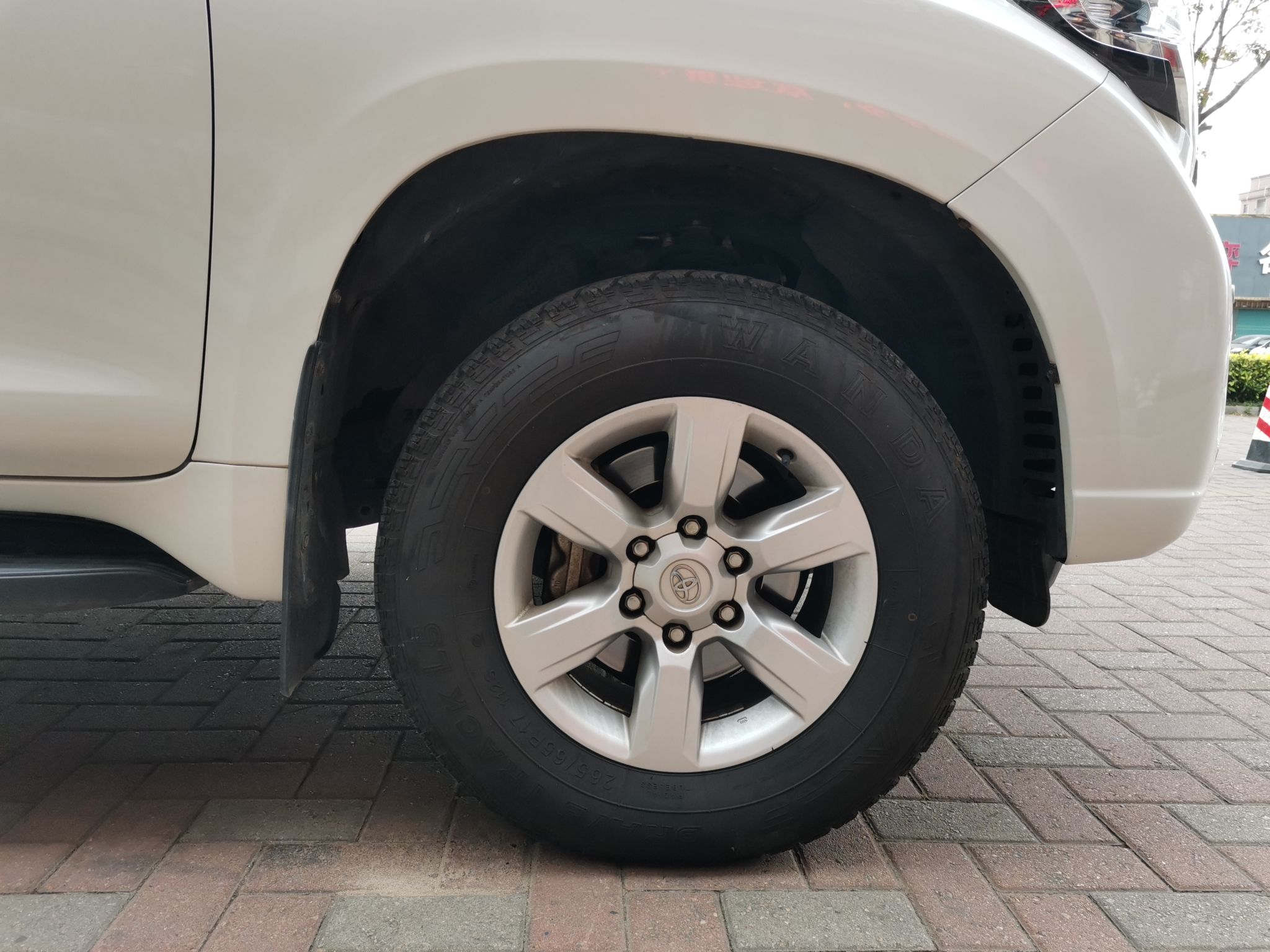 丰田 普拉多 2016款 2.7L 自动标准版