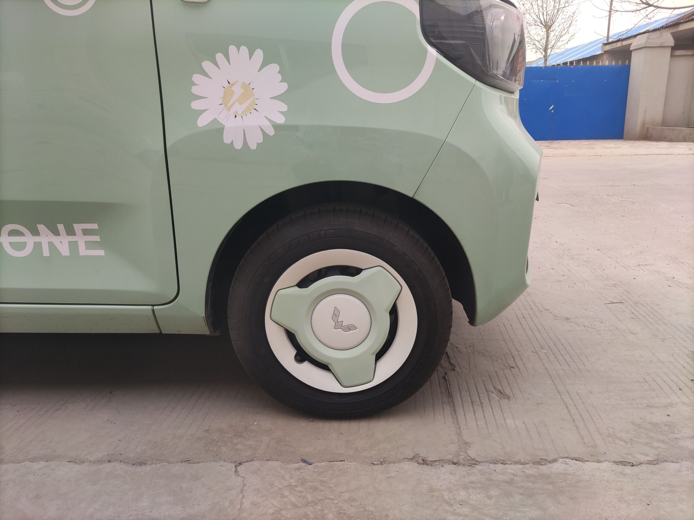 五菱汽车 宏光MINI EV 2021款 马卡龙臻享款 磷酸铁锂