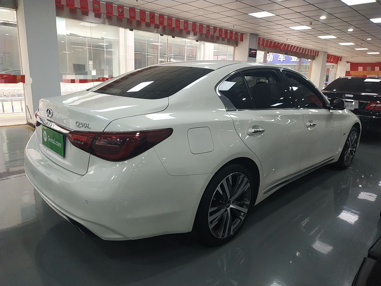 英菲尼迪Q50L 2019款 2.0T 30周年限量版