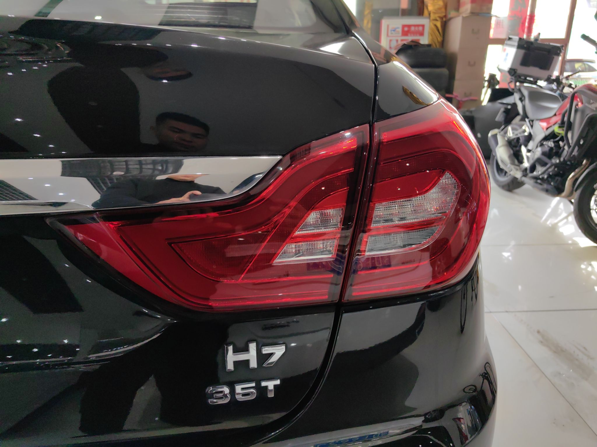 红旗H7 2019款 1.8T 