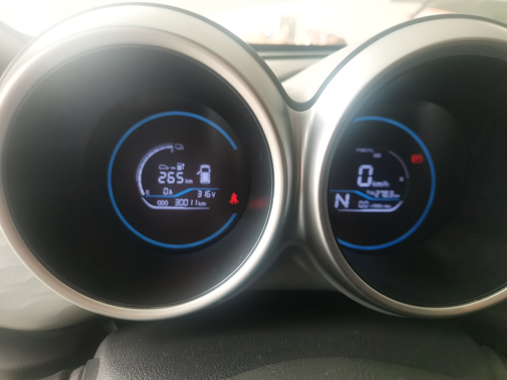 欧拉黑猫 2021款 301km 基础型