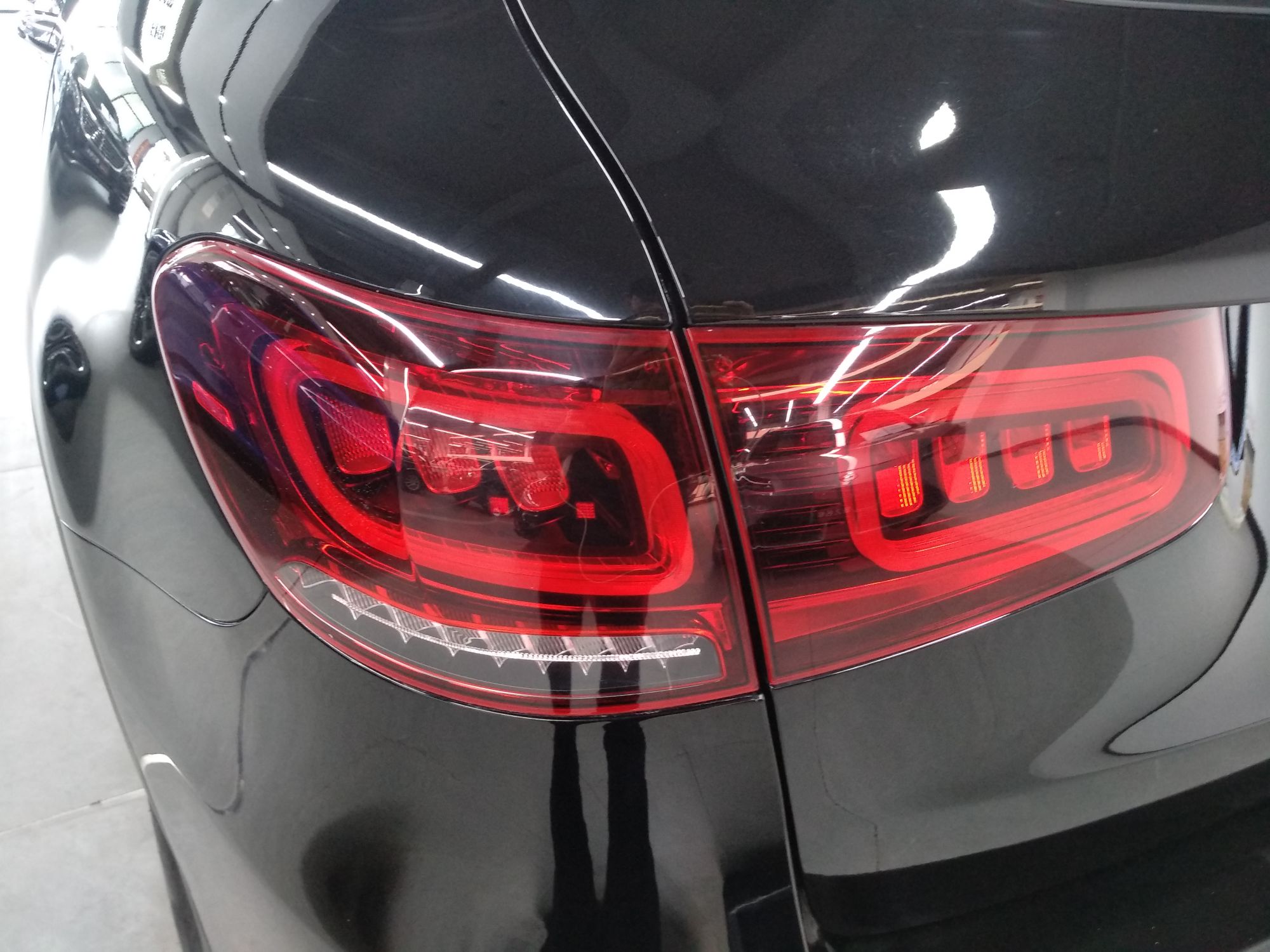 奔驰GLC级 2020款 改款 GLC 260 L 4MATIC 豪华型