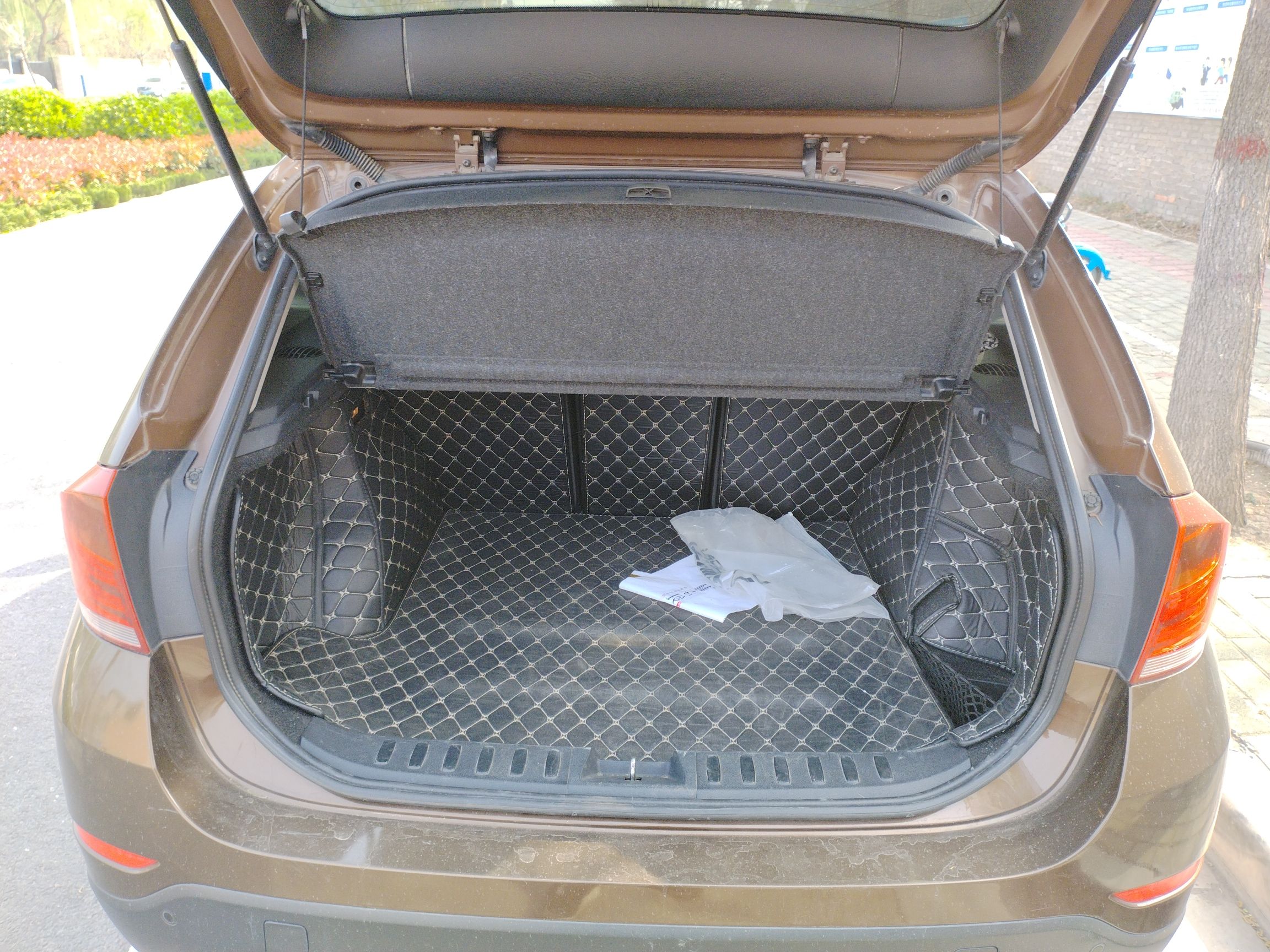 宝马X1 2012款 sDrive18i豪华型(进口)