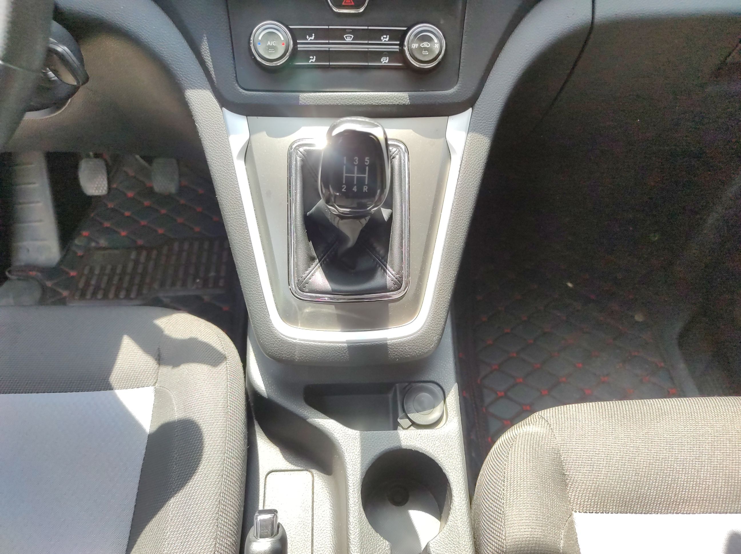 长安轻型车 睿行S50 2017款 S50V 1.5L 手动物流版I 国V