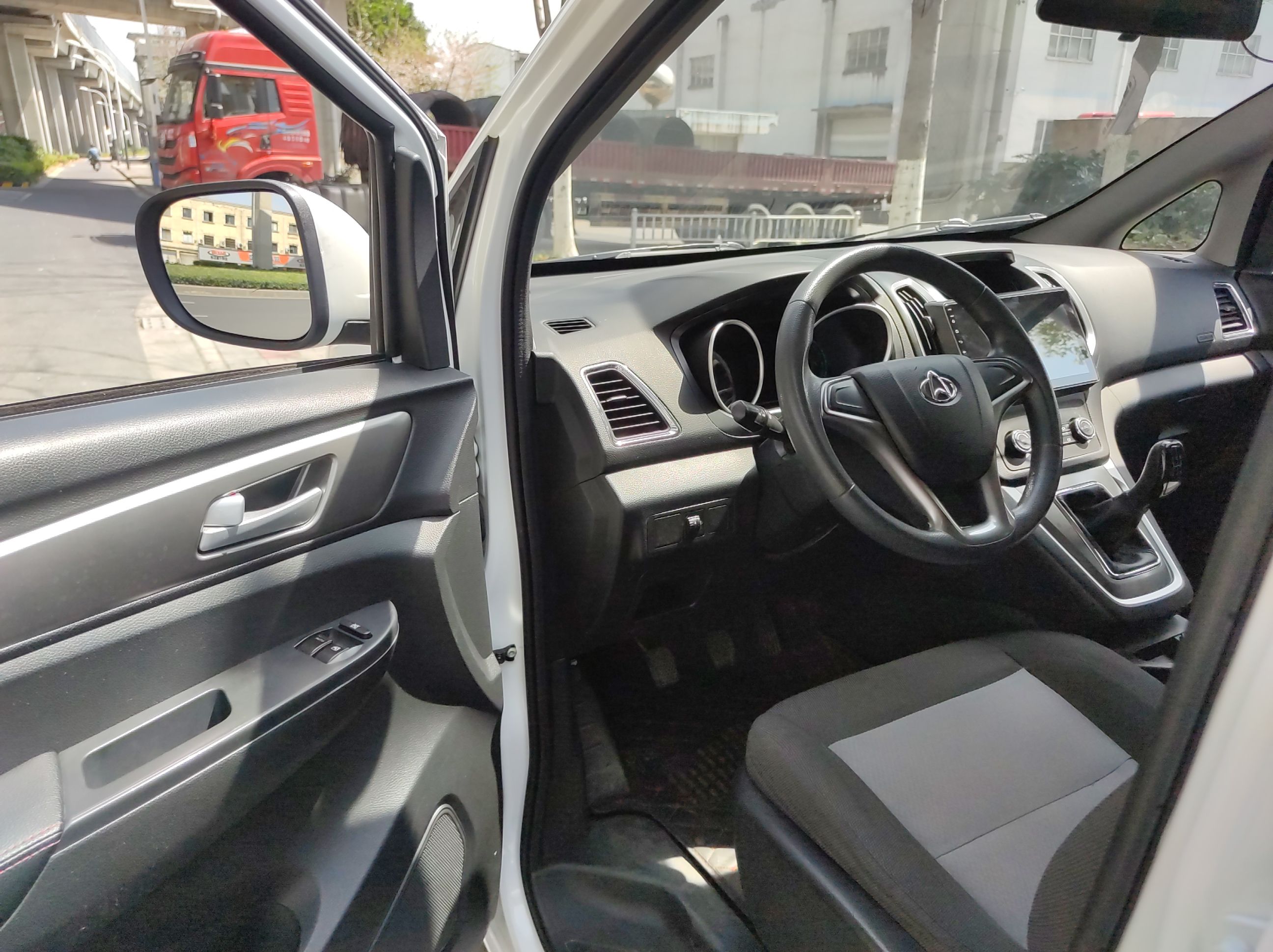 长安轻型车 睿行S50 2017款 S50V 1.5L 手动物流版I 国V