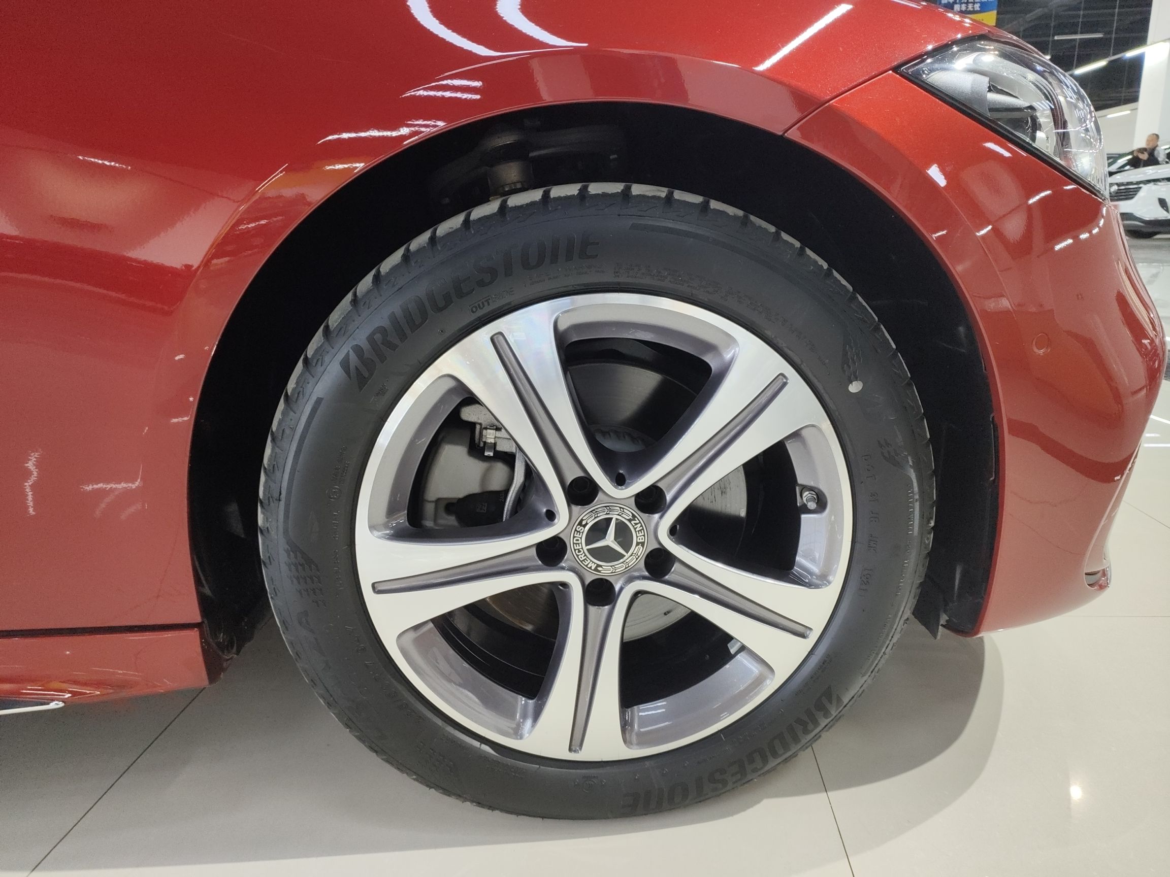 奔驰C级 2022款 C 200 L 运动版