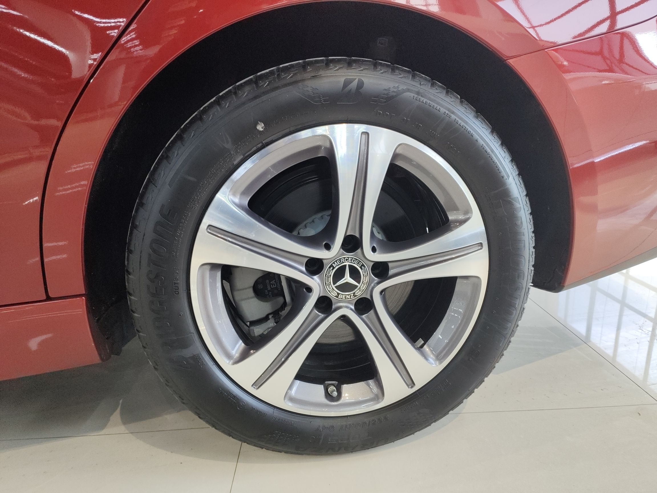 奔驰C级 2022款 C 200 L 运动版