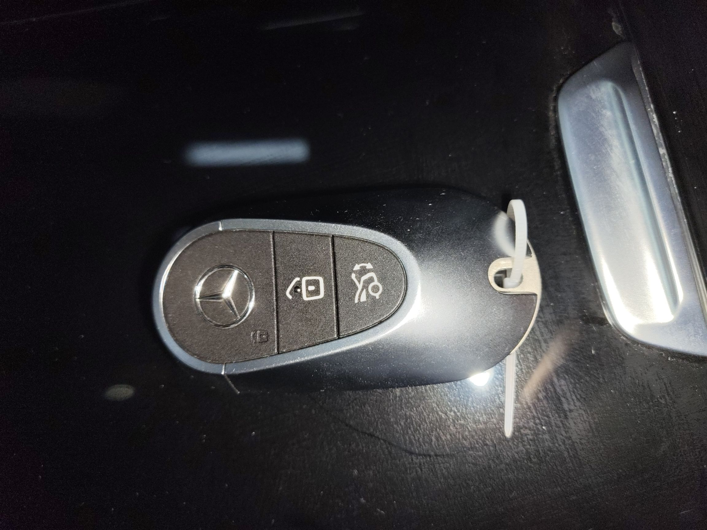 奔驰C级 2022款 C 200 L 运动版