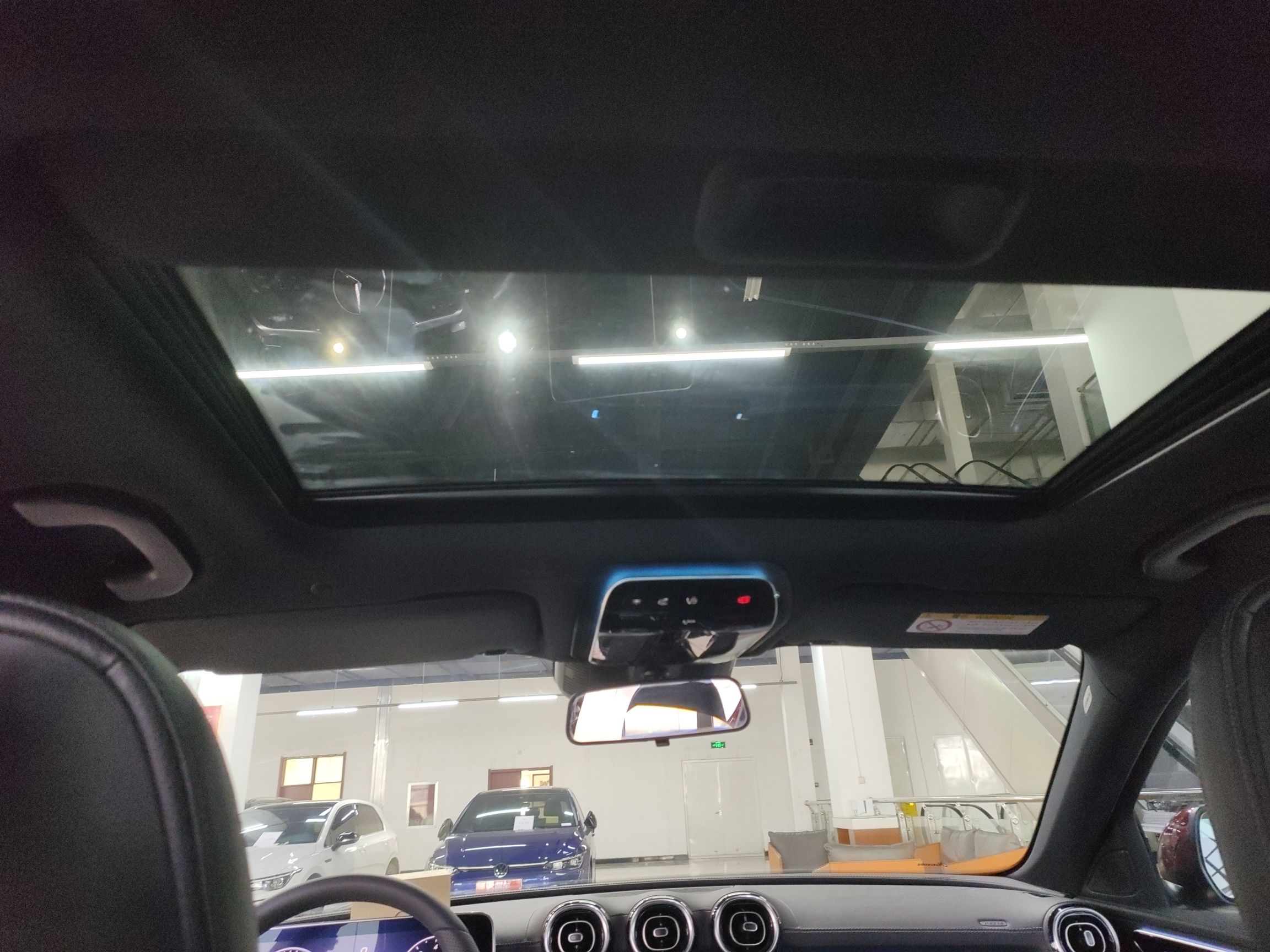 奔驰C级 2022款 C 200 L 运动版