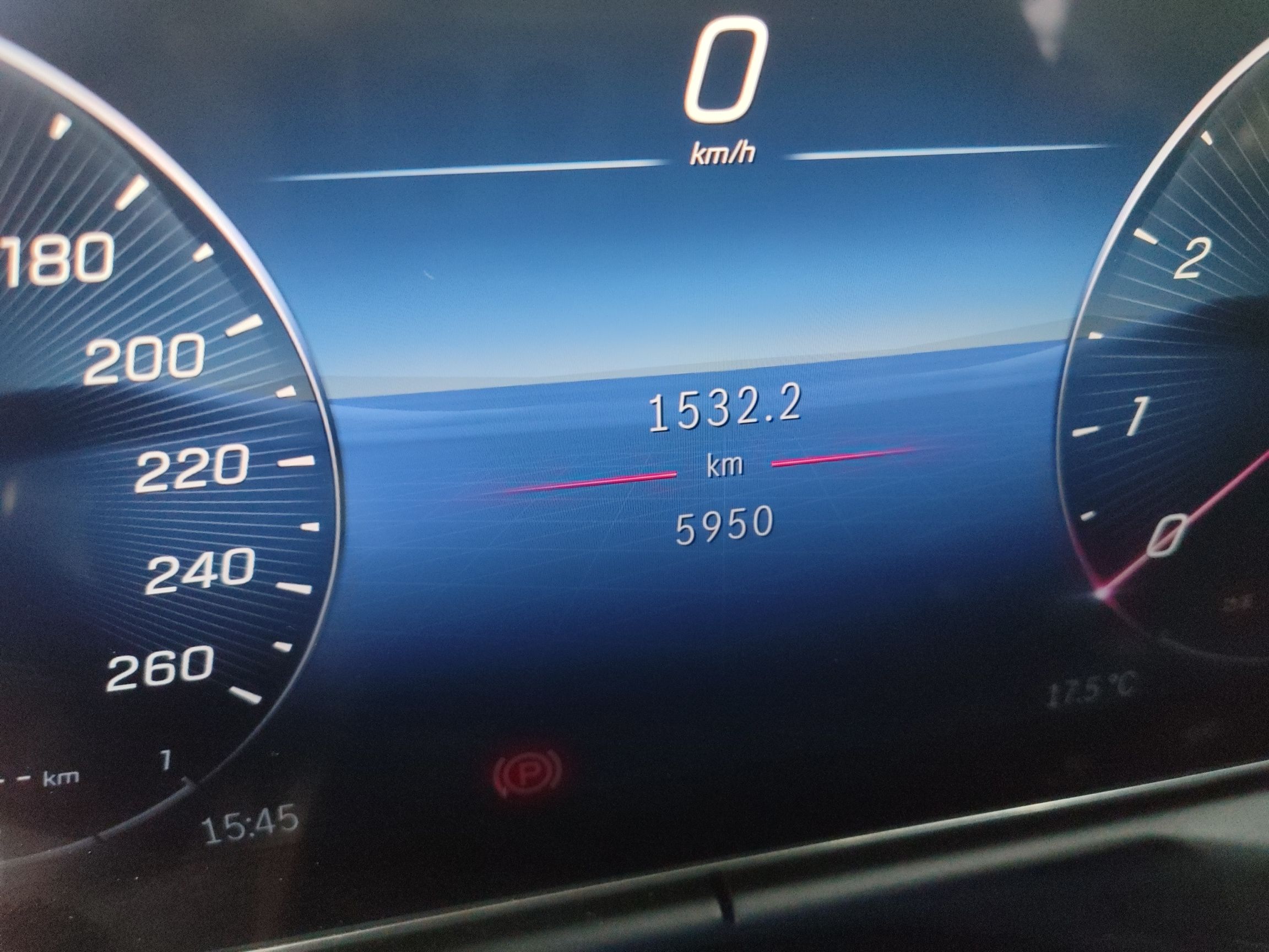 奔驰C级 2022款 C 200 L 运动版