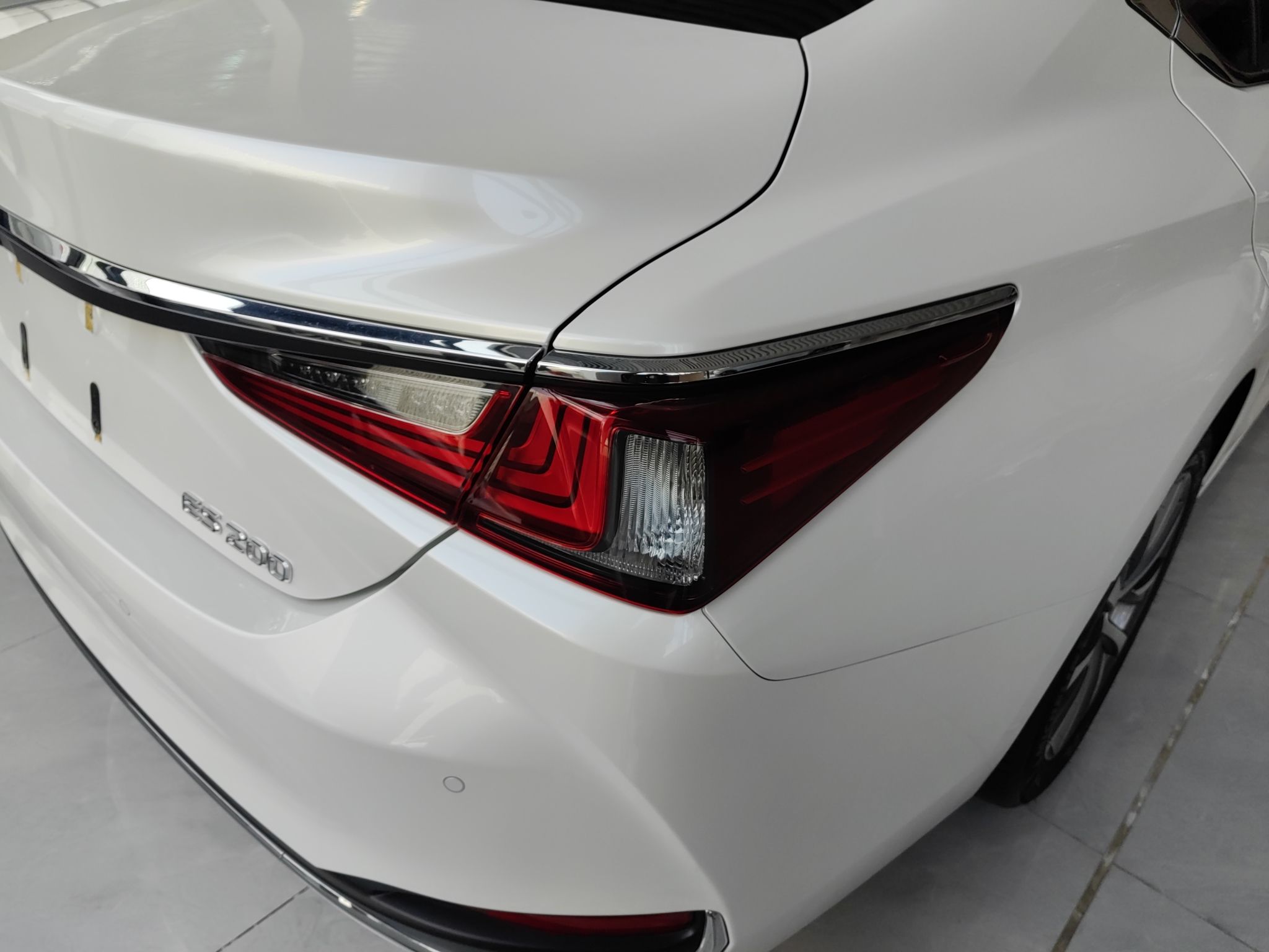 雷克萨斯ES 2018款 200 卓越版 国V